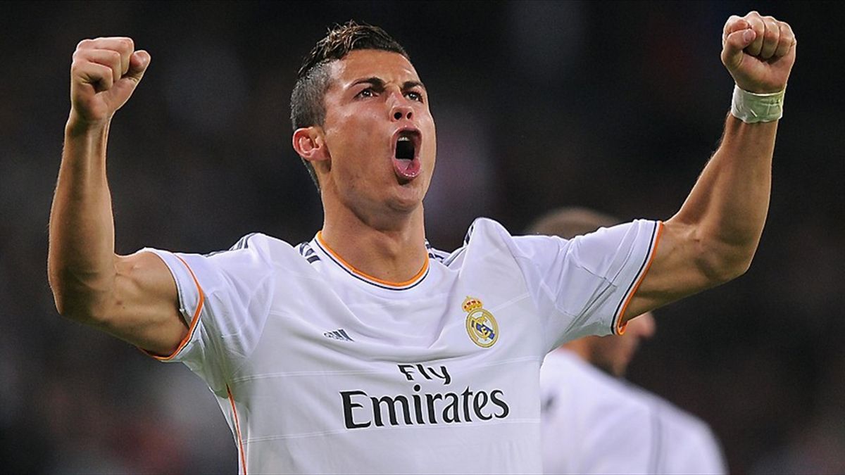 Adidas Real Madrid Home 2013-14 Ronaldo #7 Soccer Jersey Size US L / EU 52-54 / 3 - 11 Thumbnail