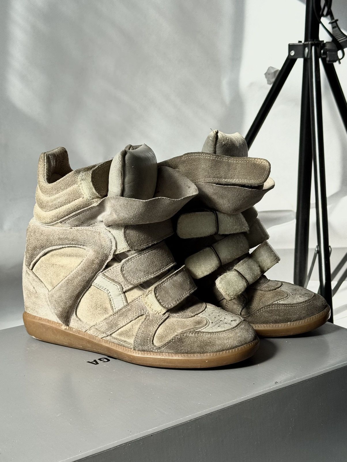 Isabel Marant Authentic Isabel Marant Etoile Bekett sneakers Suede Wedge Size US 7 / IT 37 - 22 Thumbnail