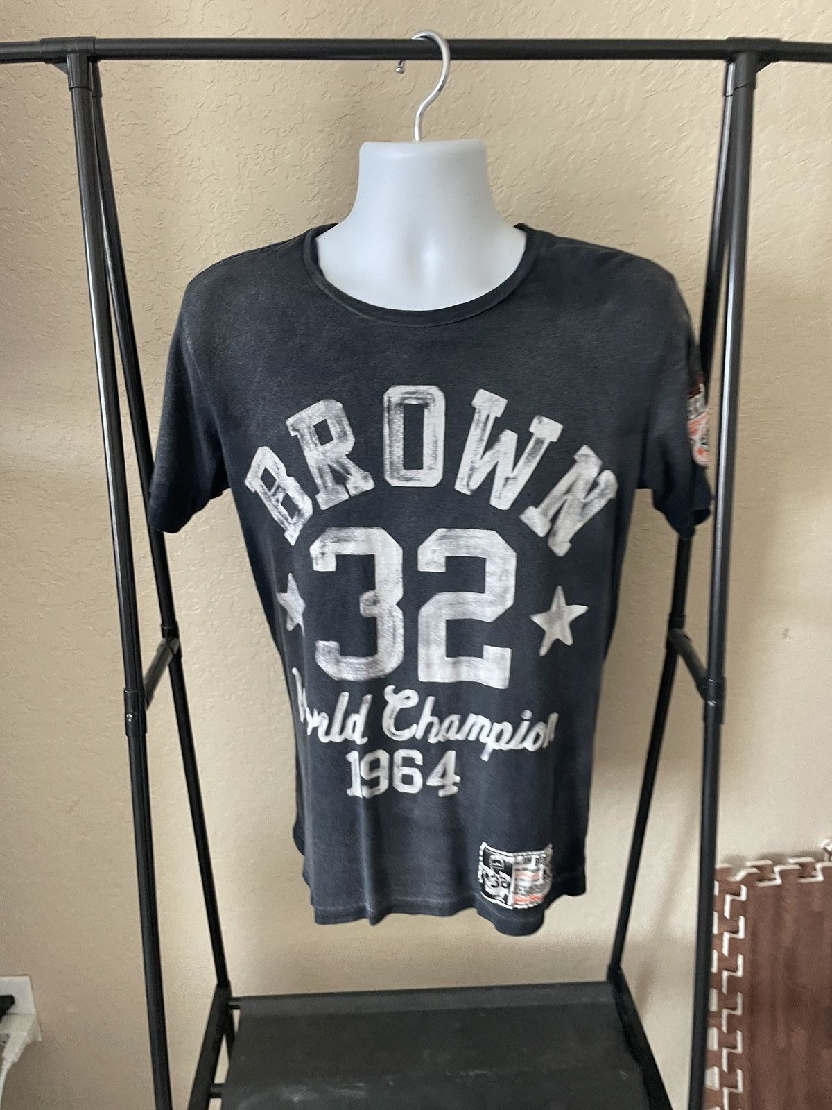 Roots Of Flight Jim Brown #32 1964 World Champ tee Size US S / EU 44-46 / 1 - 1 Thumbnail