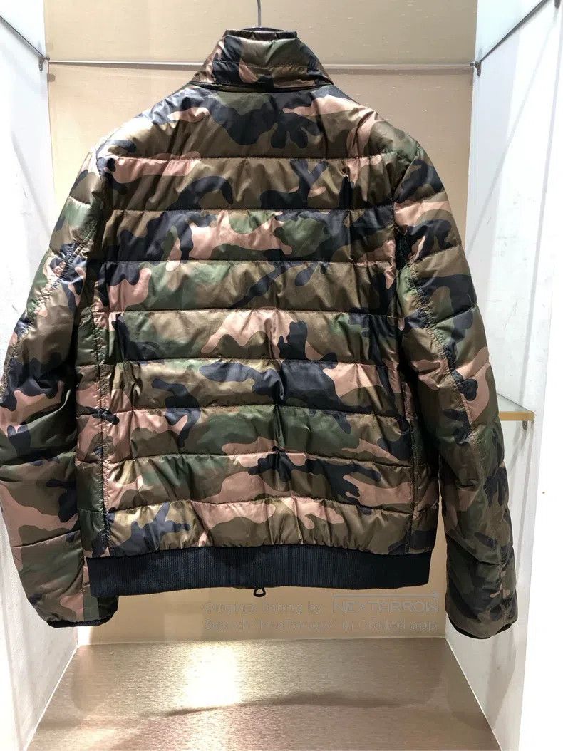 Valentino Valentino Men's camouflage down jacket Size US S / EU 44-46 / 1 - 2 Thumbnail