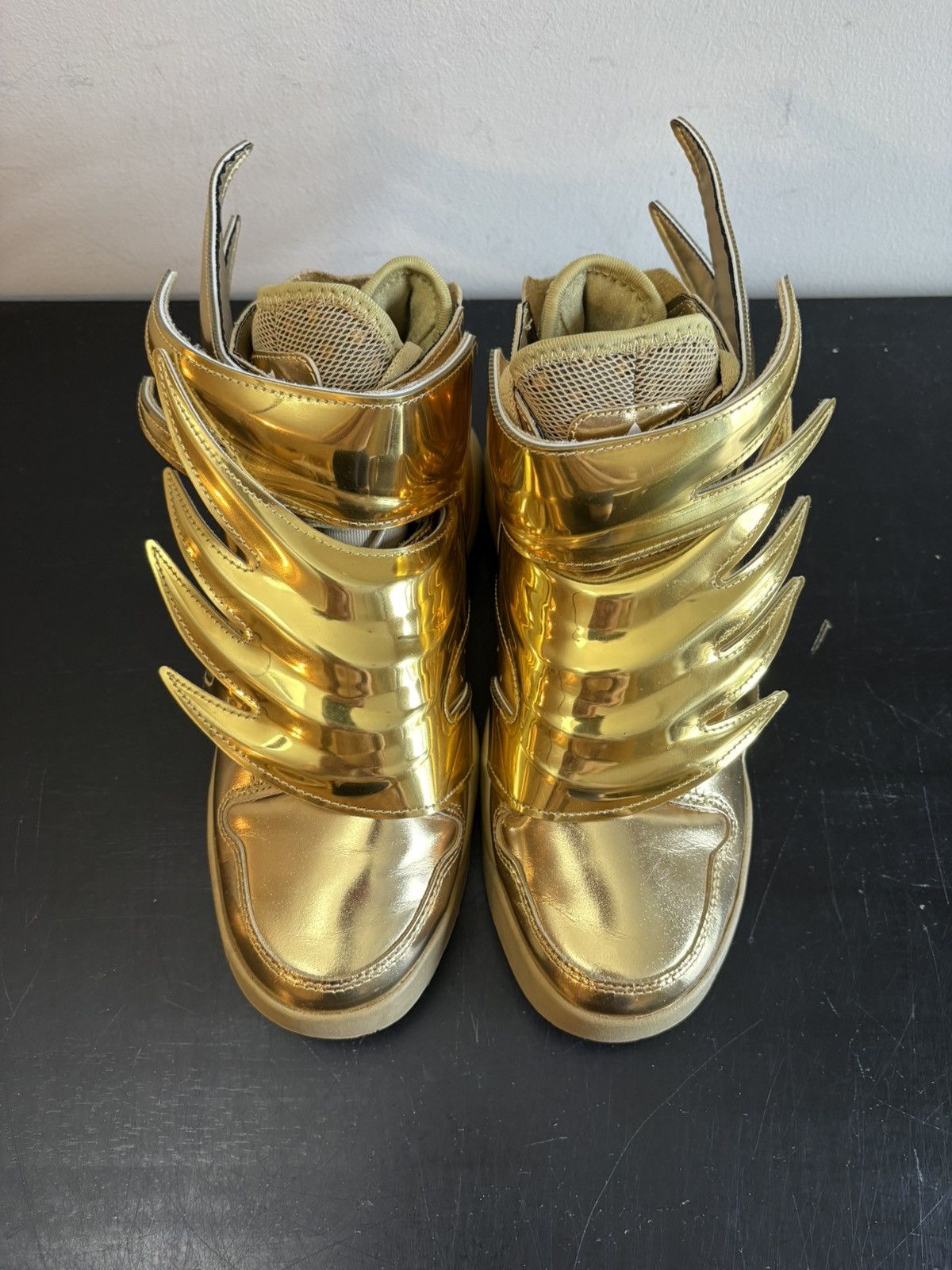 Adidas × Jeremy Scott adidas JS Jeremy Scott Wings 3.0 Metallic Gold Size US 5.5 / EU 38 - 2 Thumbnail
