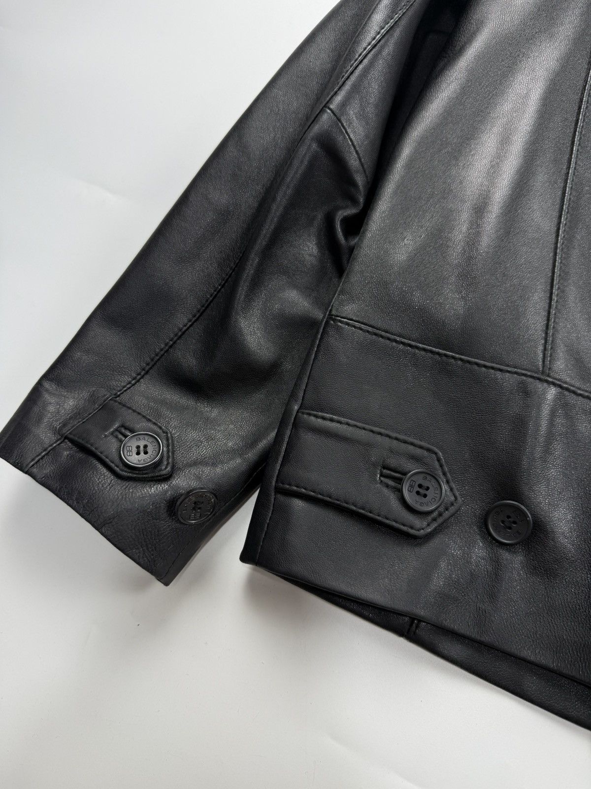 Balenciaga Vintage Balenciaga BB Logo Zip Up Leather Jacket Size US L / EU 52-54 / 3 - 15 Thumbnail