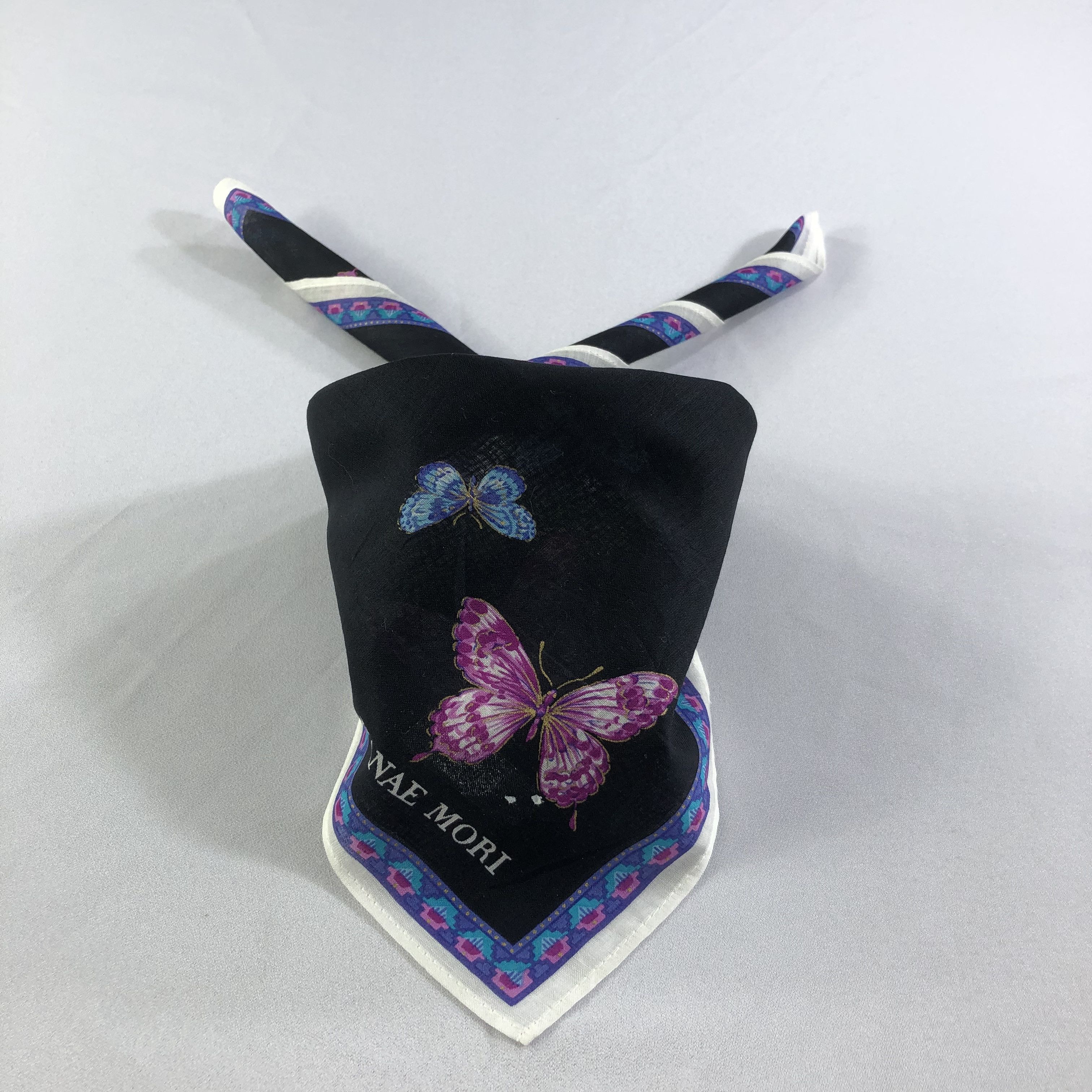 Hanae Mori × Vintage Hanae Mori Handkerchief Neckerchief Bandana H1646 Size ONE SIZE - 1 Thumbnail