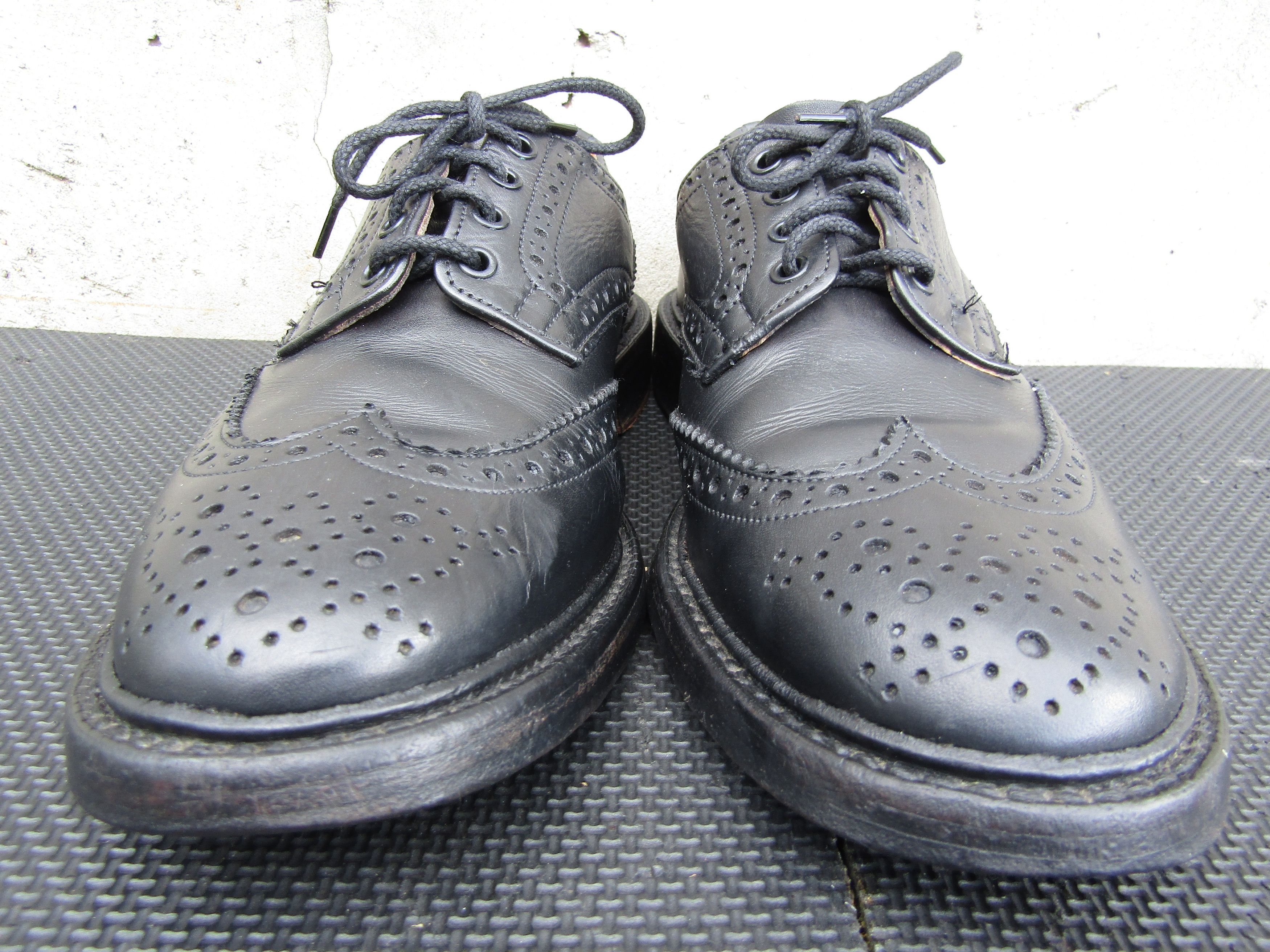 Tricker's Trickers Keswick Black Leather Derby Brogue Size US 9 / EU 42 - 3 Thumbnail