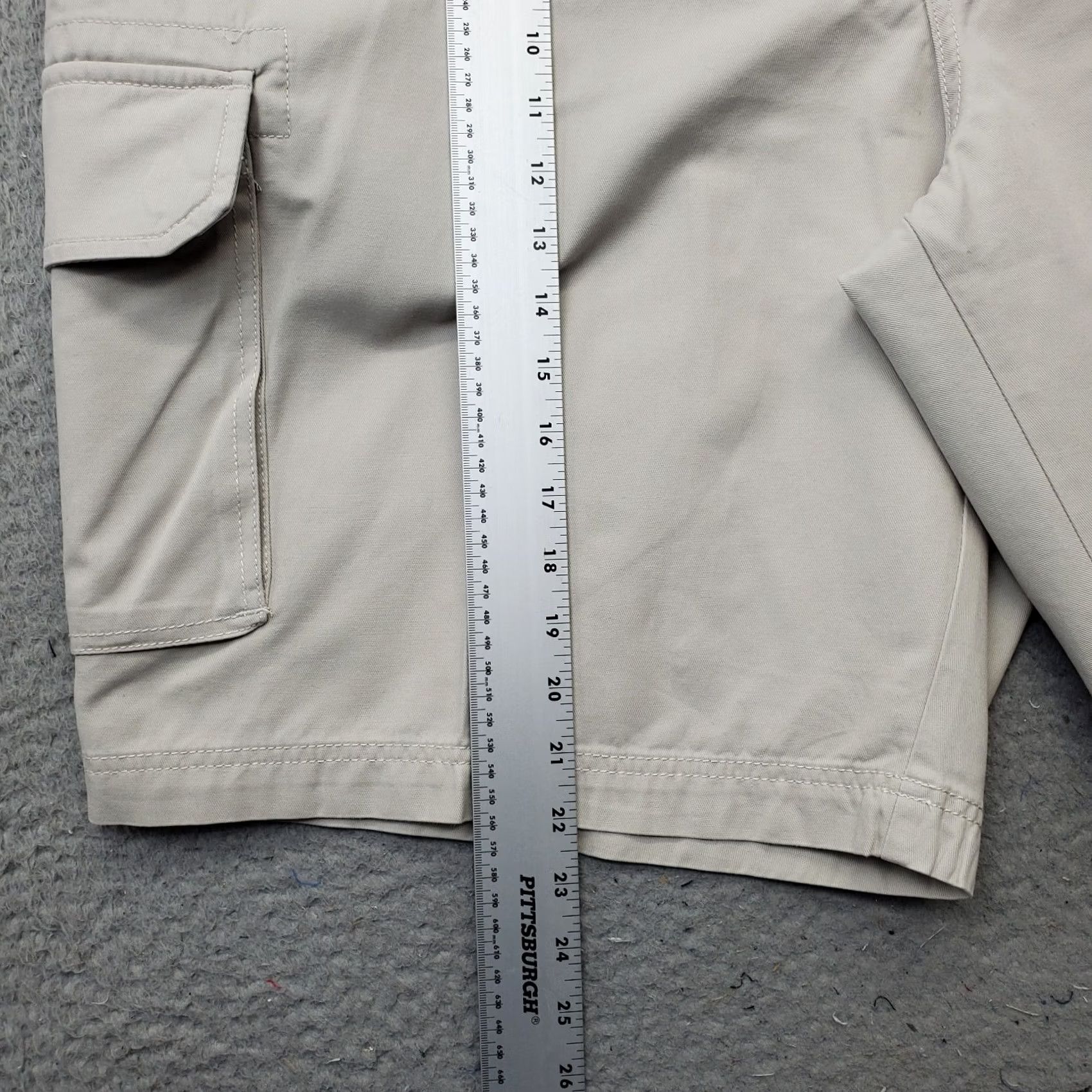 Izod IZOD Mens Cargo Shorts Tan 48 Saltwater Flat Front Regular Fit Utility Pocket Short Size US 32 / EU 48 - 3 Thumbnail