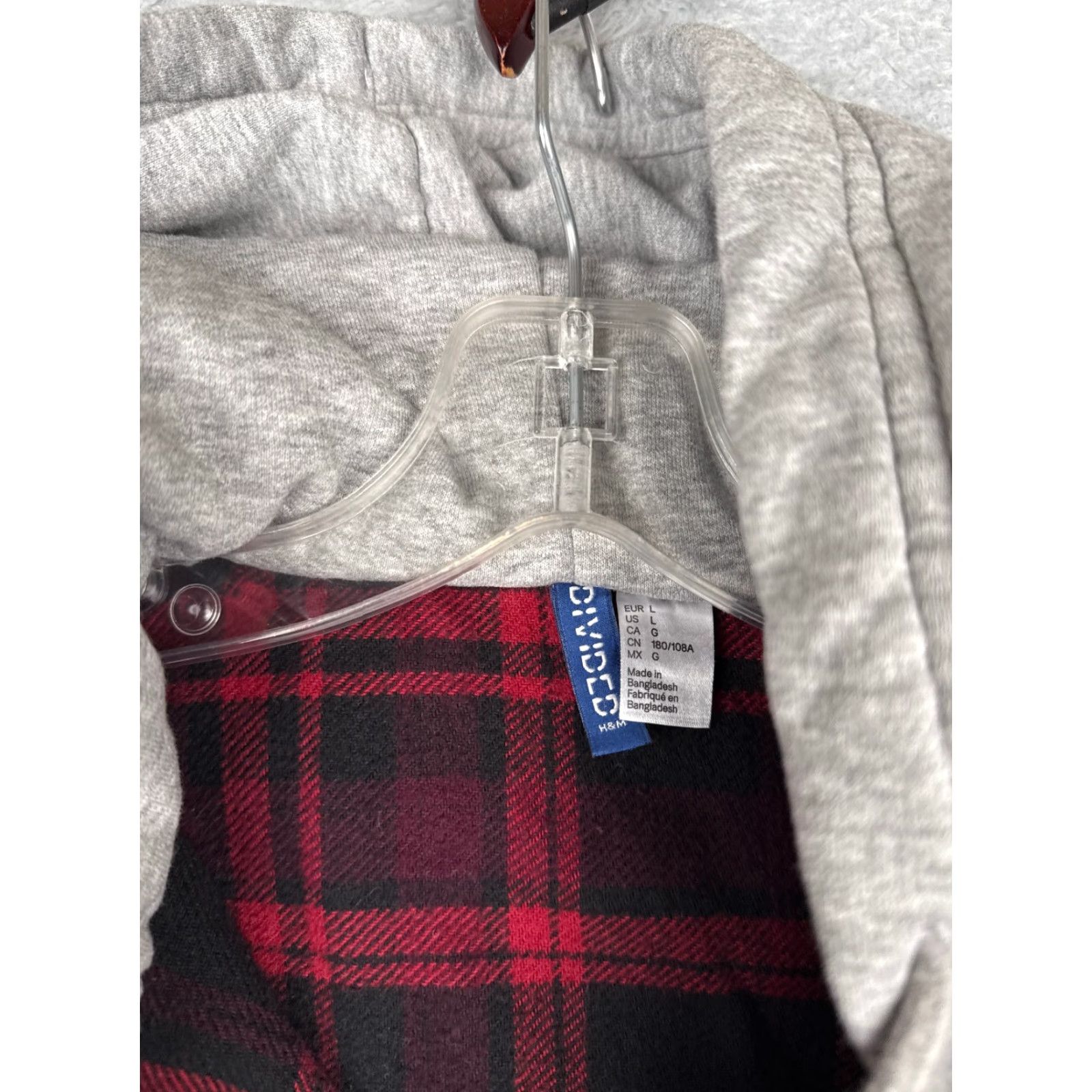 H&M H&M Divided Shirt Men L Red Plaid Flannel Hooded Pockets Button-Up Long Sleeve Casual Workwear Size US L / EU 52-54 / 3 - 7 Thumbnail