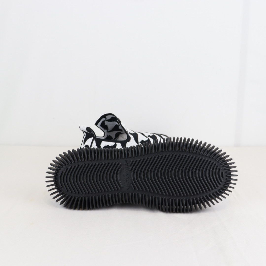 Bottega Veneta o1rshd1 Wavy Triagle Tech Knit Ripple Sneaker in Black Size US 9 / EU 42 - 8 Thumbnail