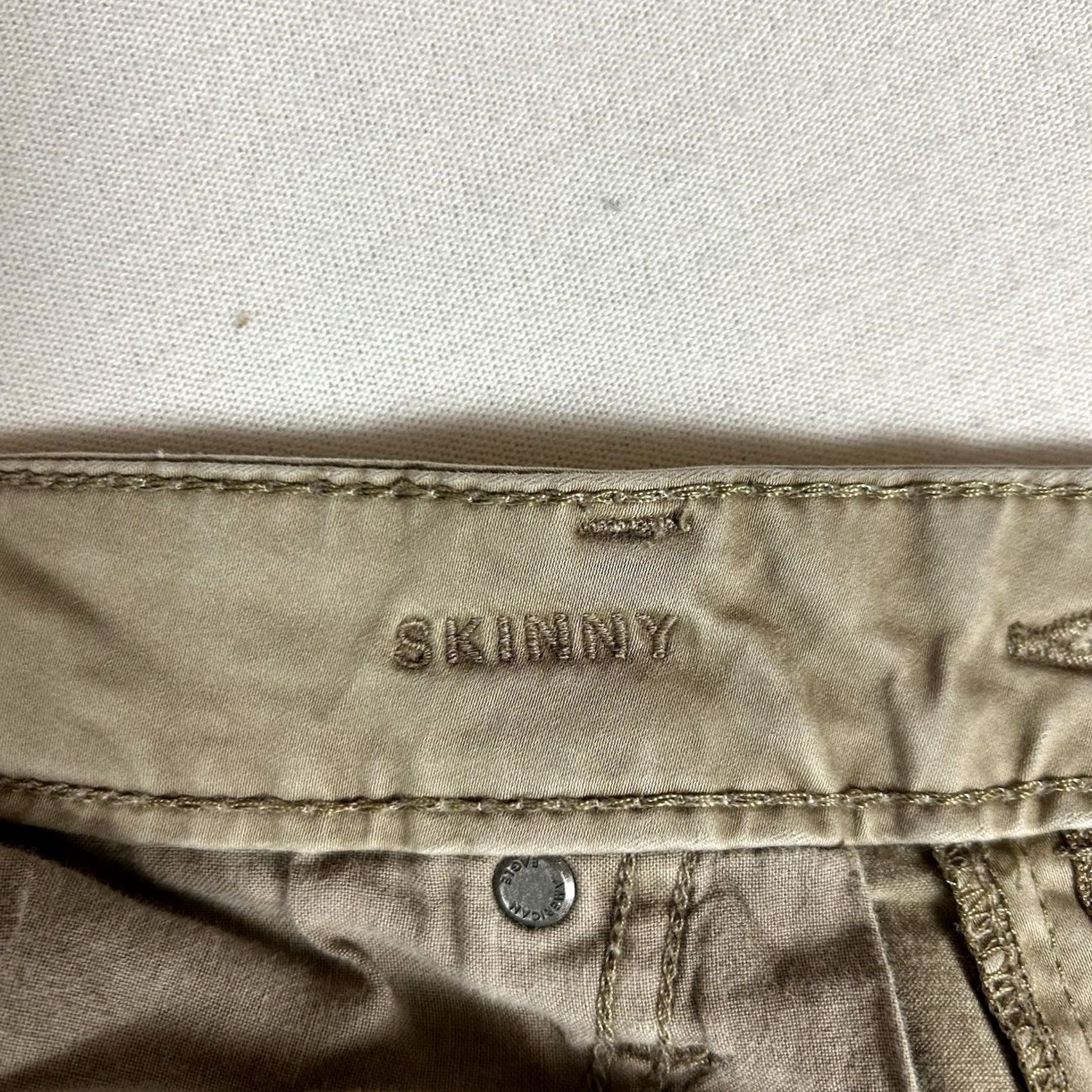 American Eagle Outfitters American Eagle Outfitters Jeans Khaki Pants Slim 30x32 Beige Tan Mid Rise Mens Skinny Pockets Stretch Beig e Size US 30 / EU 46 - 6 Thumbnail