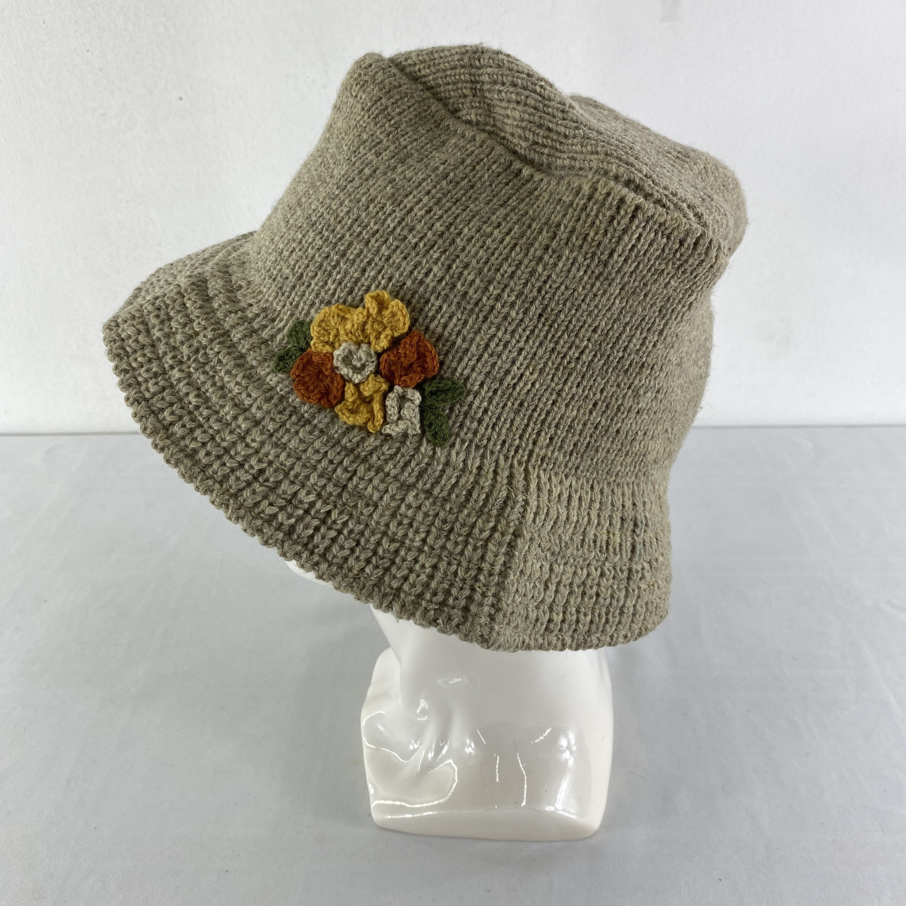 Japanese Brand Flower Embroidery Design Snow Cap Hat Beanie -BN521 Size ONE SIZE - 1 Thumbnail