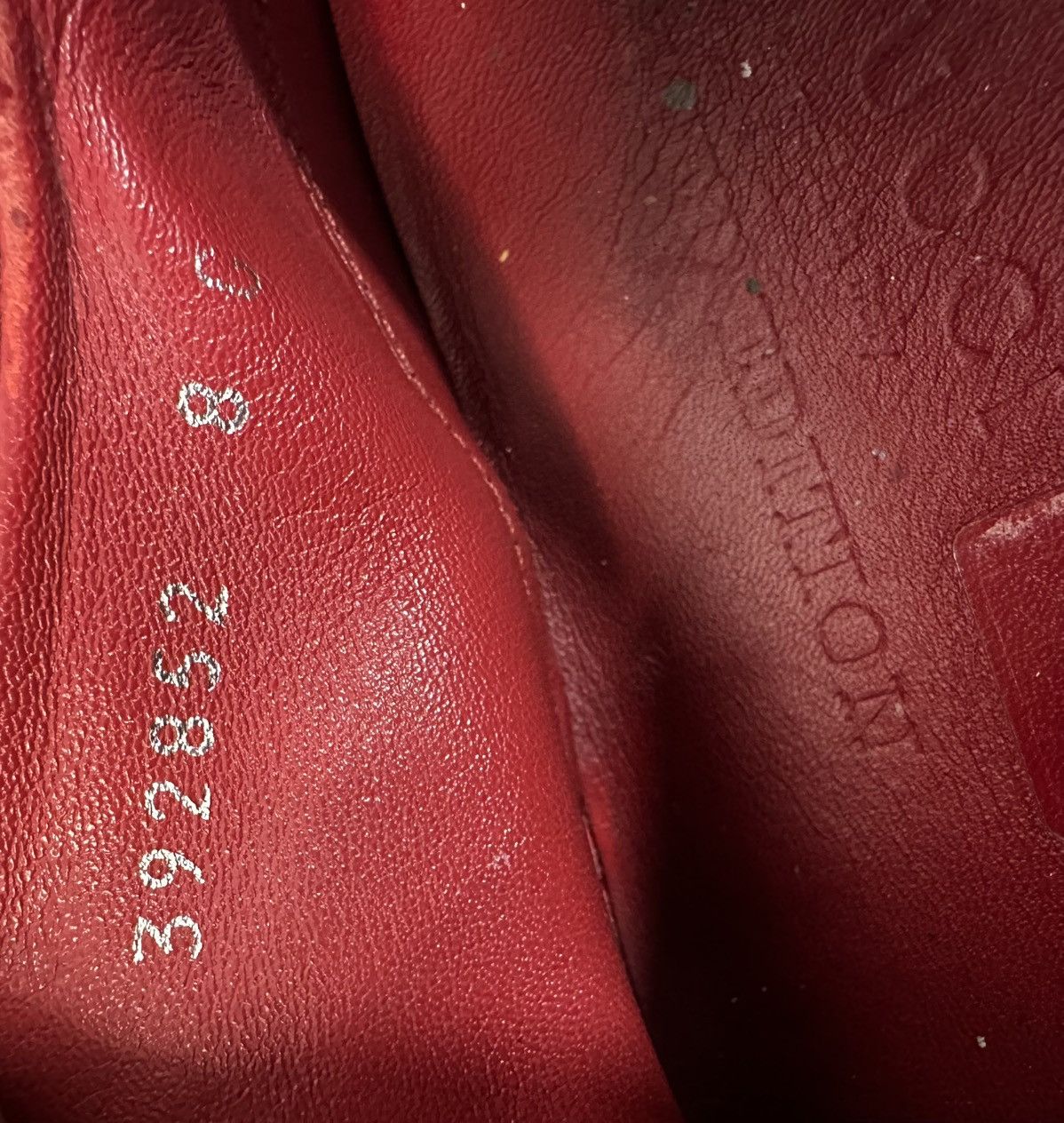 Gucci Gucci Red Suede Studded Limited Edition Low Top Sneakers. Size US 8 / EU 41 - 16 Thumbnail