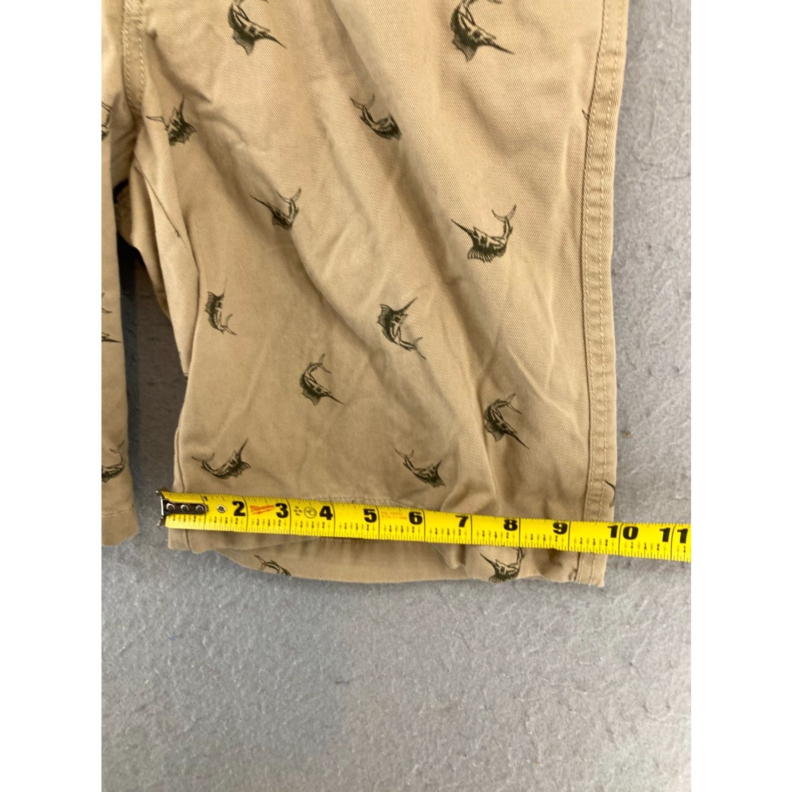 Izod IZOD Mens Shorts 30 Khaki Marlin Print All Over Preppy Outdoor - Beige Cotton Chino Short Adult Regular 30 Men's Size US 30 / EU 46 - 5 Thumbnail