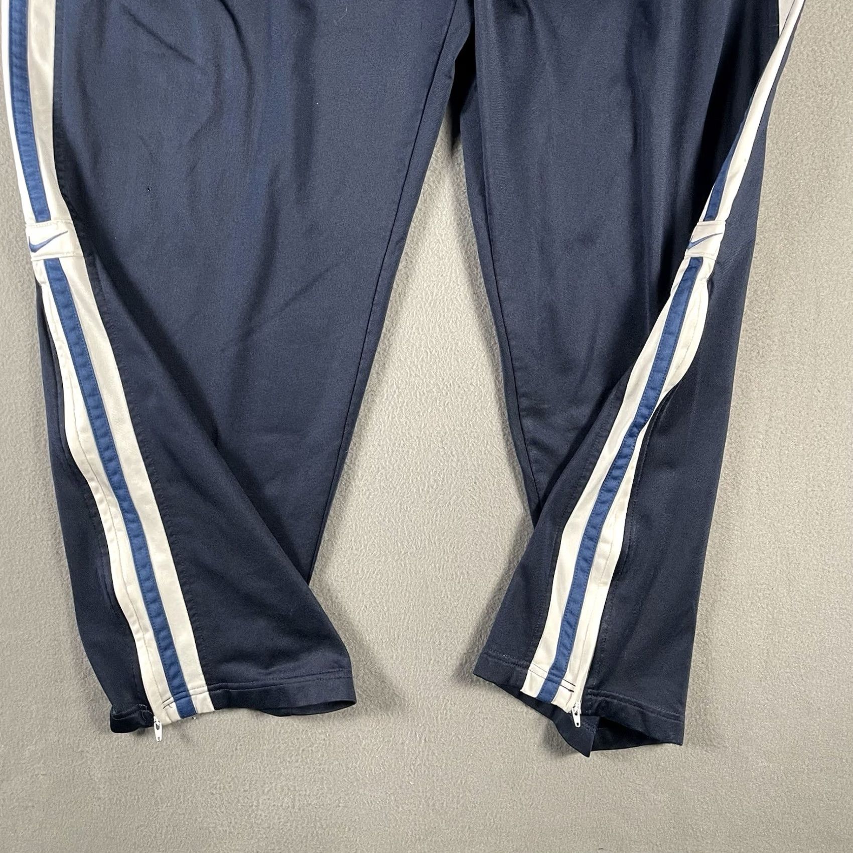 Nike VINTAGE Nike Track Pants Men XL Navy Blue Striped Ankle Zip Pockets Elastic Waist Athletic Joggers Size US 36 / EU 52 - 3 Thumbnail