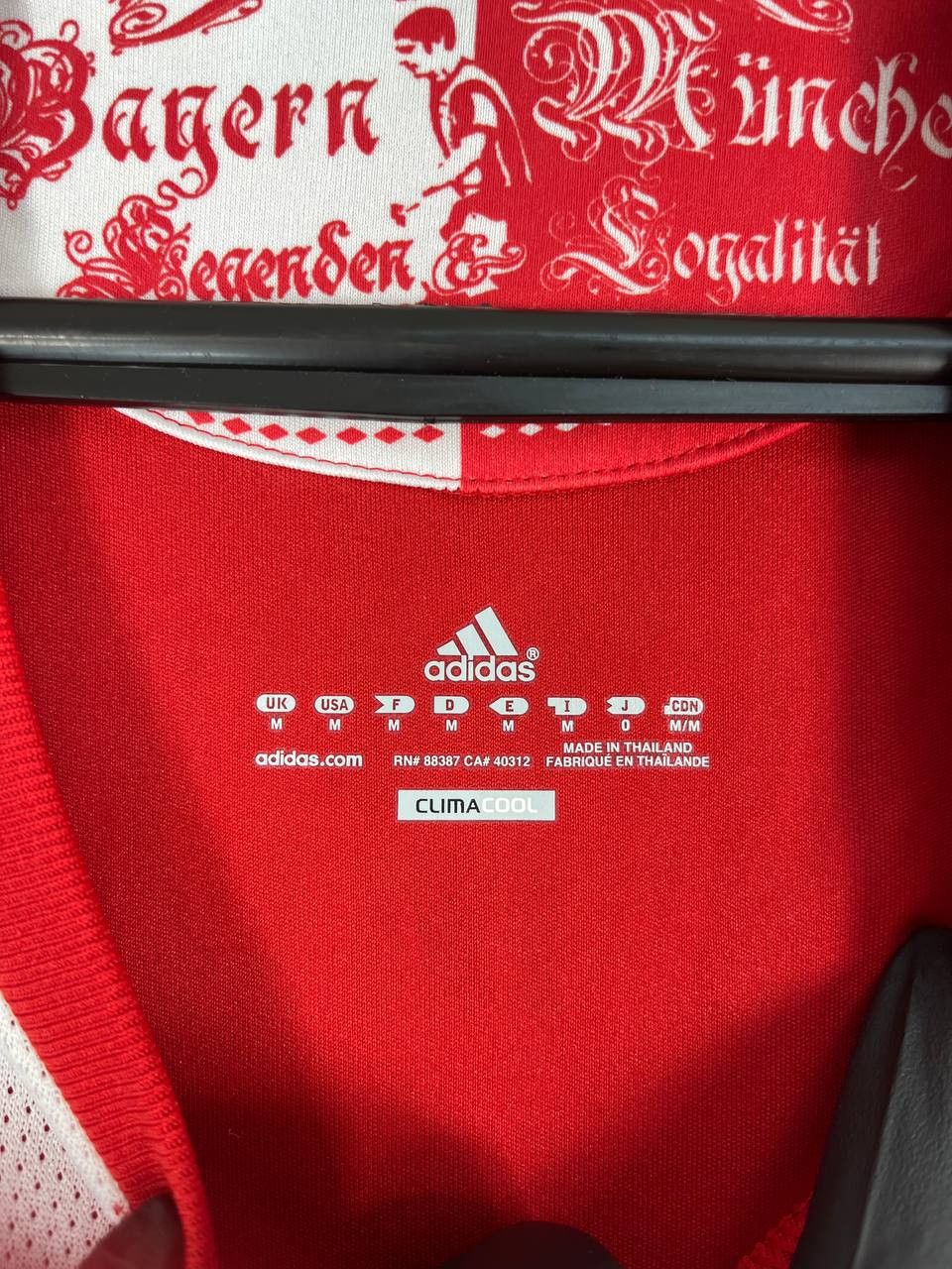 Adidas Adidas FC Bayern Munich 2010/11 Home Jersey #10 Robben Sz M Size US M / EU 48-50 / 2 - 5 Thumbnail