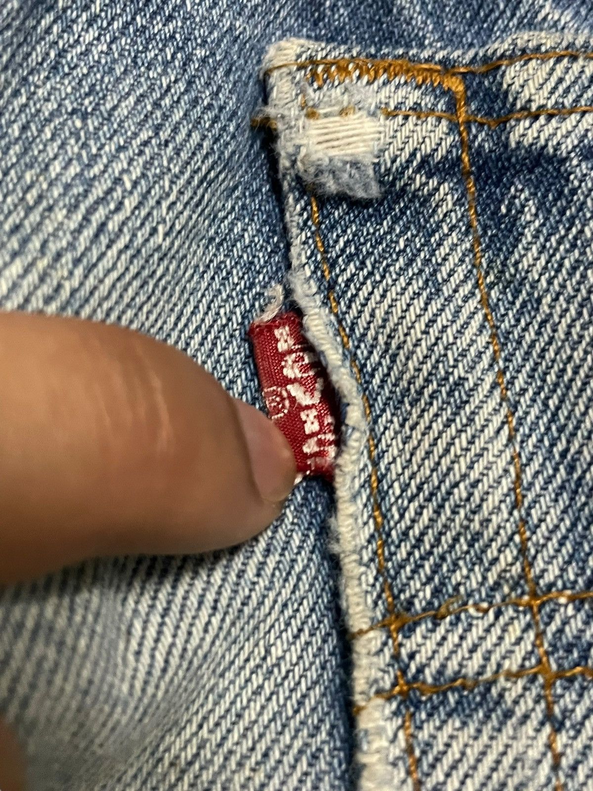Levi's Vintage Clothing Vintage Levi’s 501 Distressed Washed ButtonFly Straight Jean Size US 31 - 16 Thumbnail