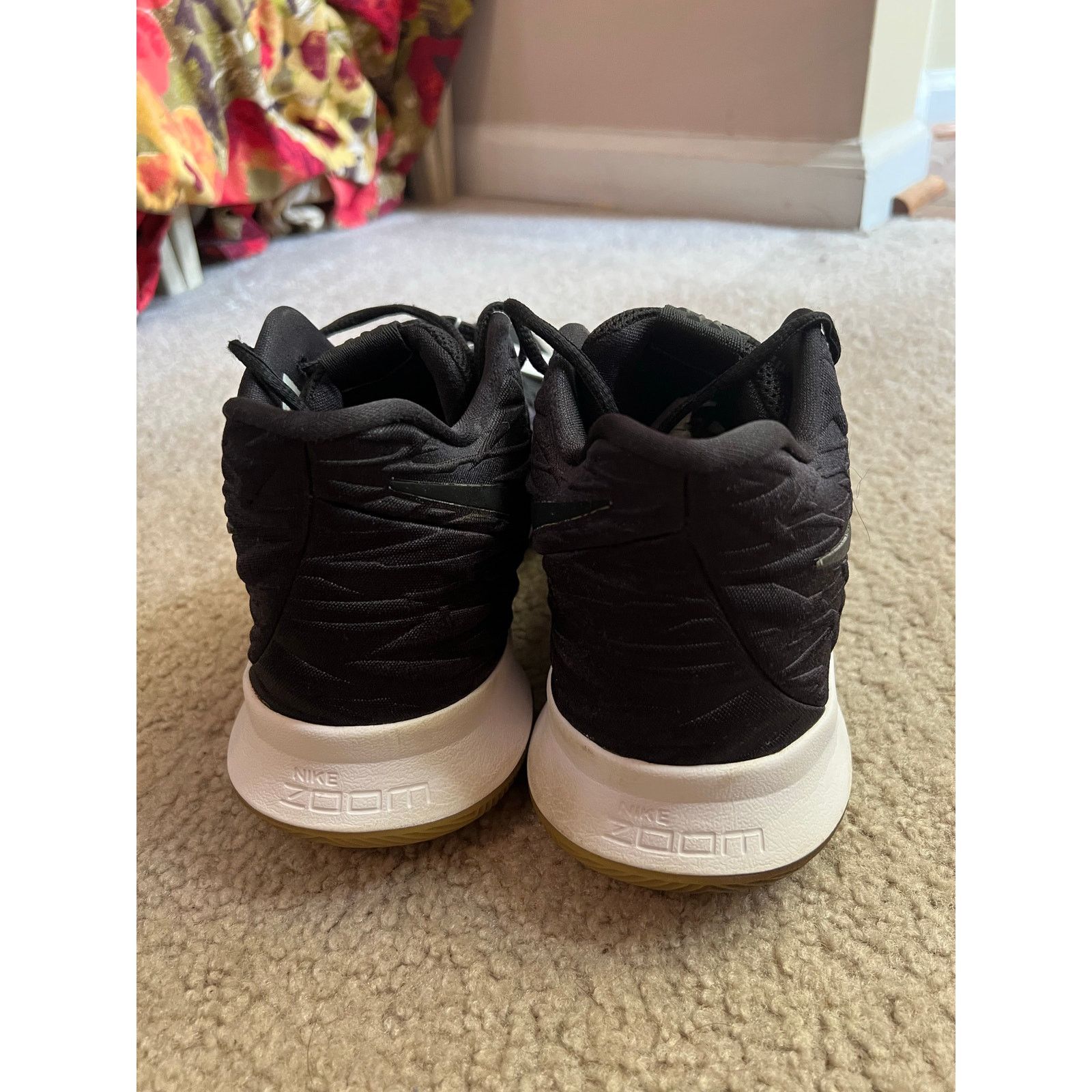 Nike Nike Kyrie 3 Black Multicolor Size 10.5 Size US 10.5 / EU 43-44 - 4 Thumbnail