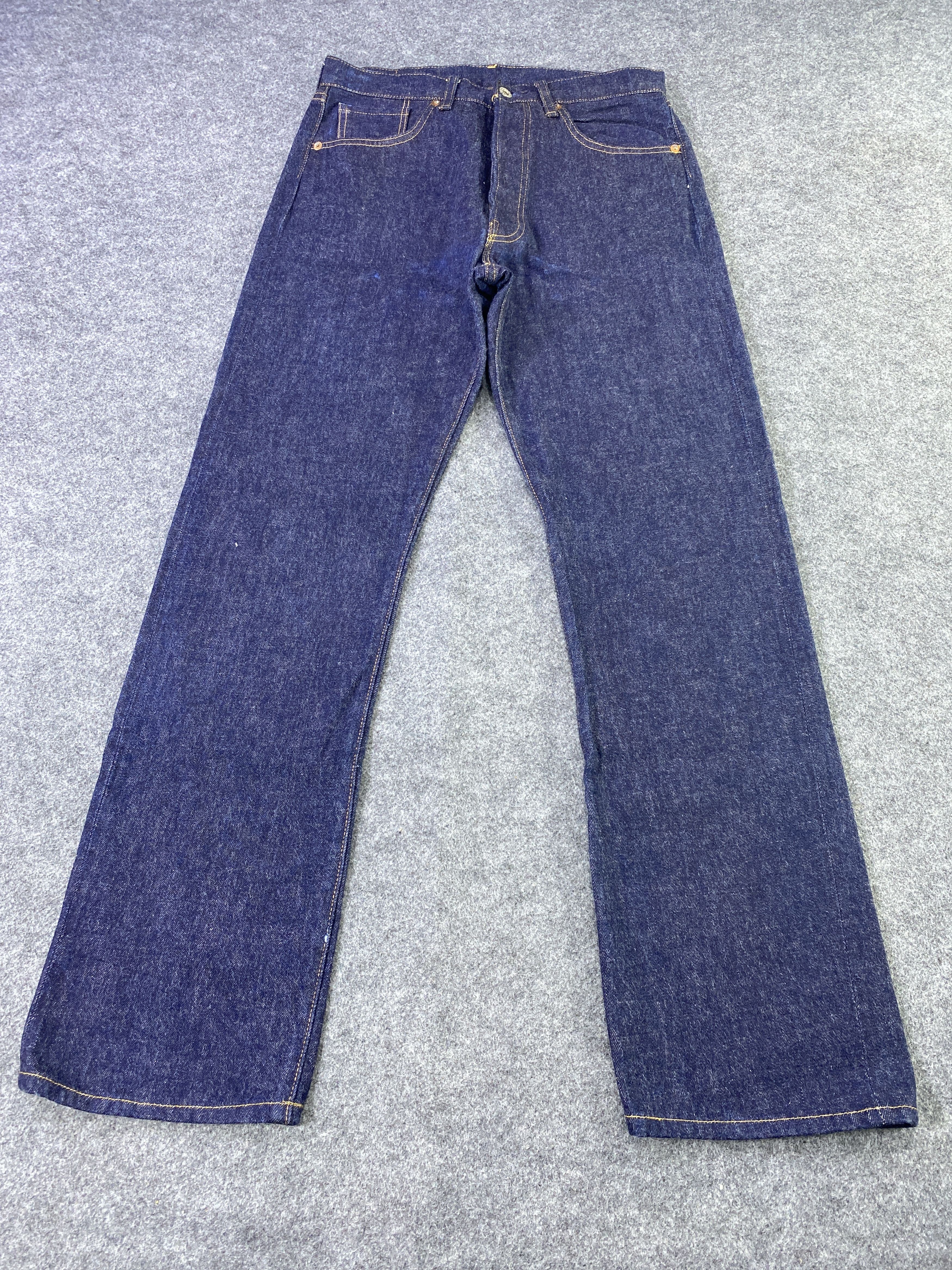 Levi's VINTAGE LEVI'S s501xx Big ‘E’ REDLINE BLUE JEANS-J889 Size US 29 - 2 Thumbnail