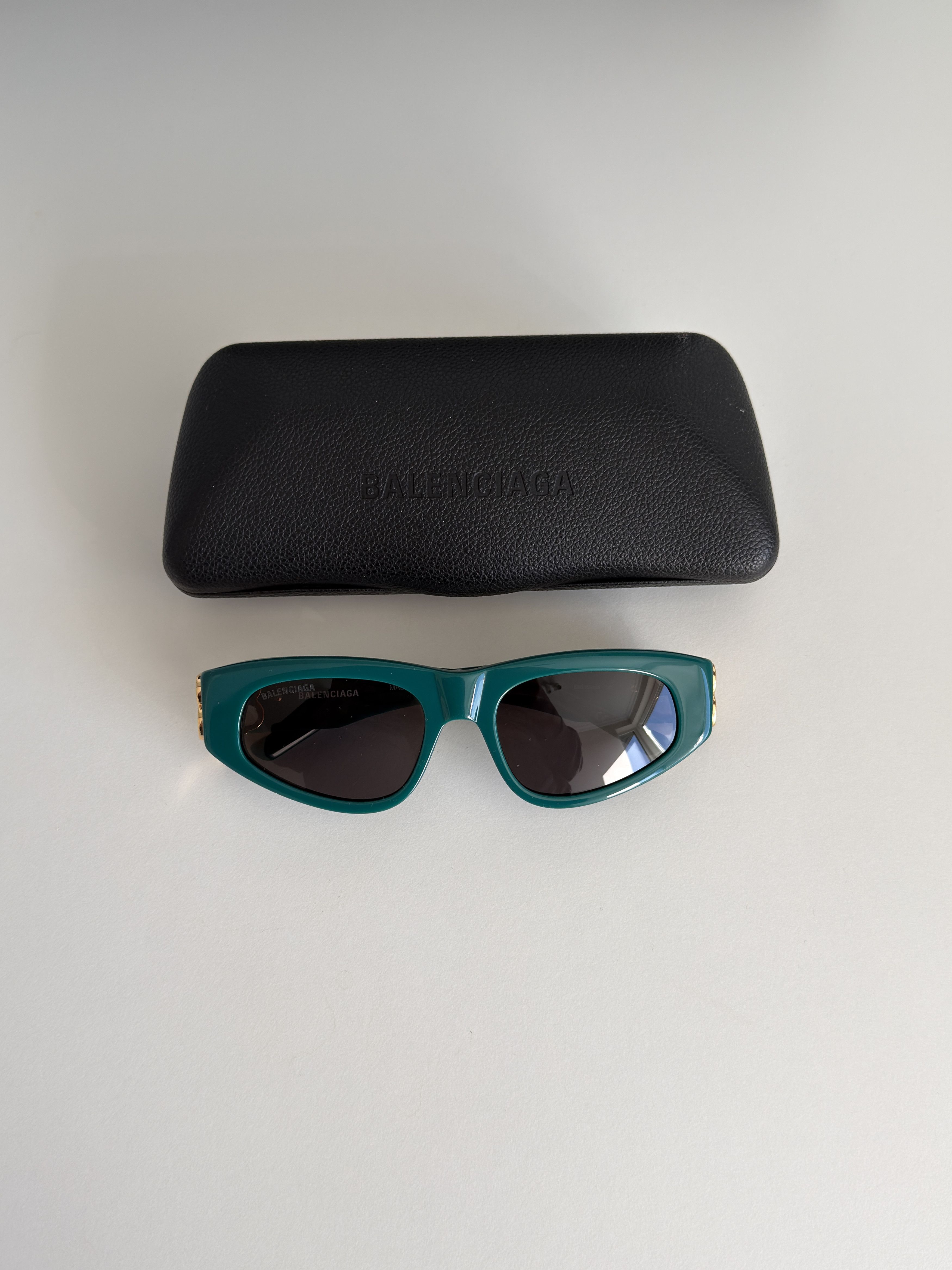 Balenciaga Balenciaga BB Logo Sunglasses Size ONE SIZE - 4 Thumbnail