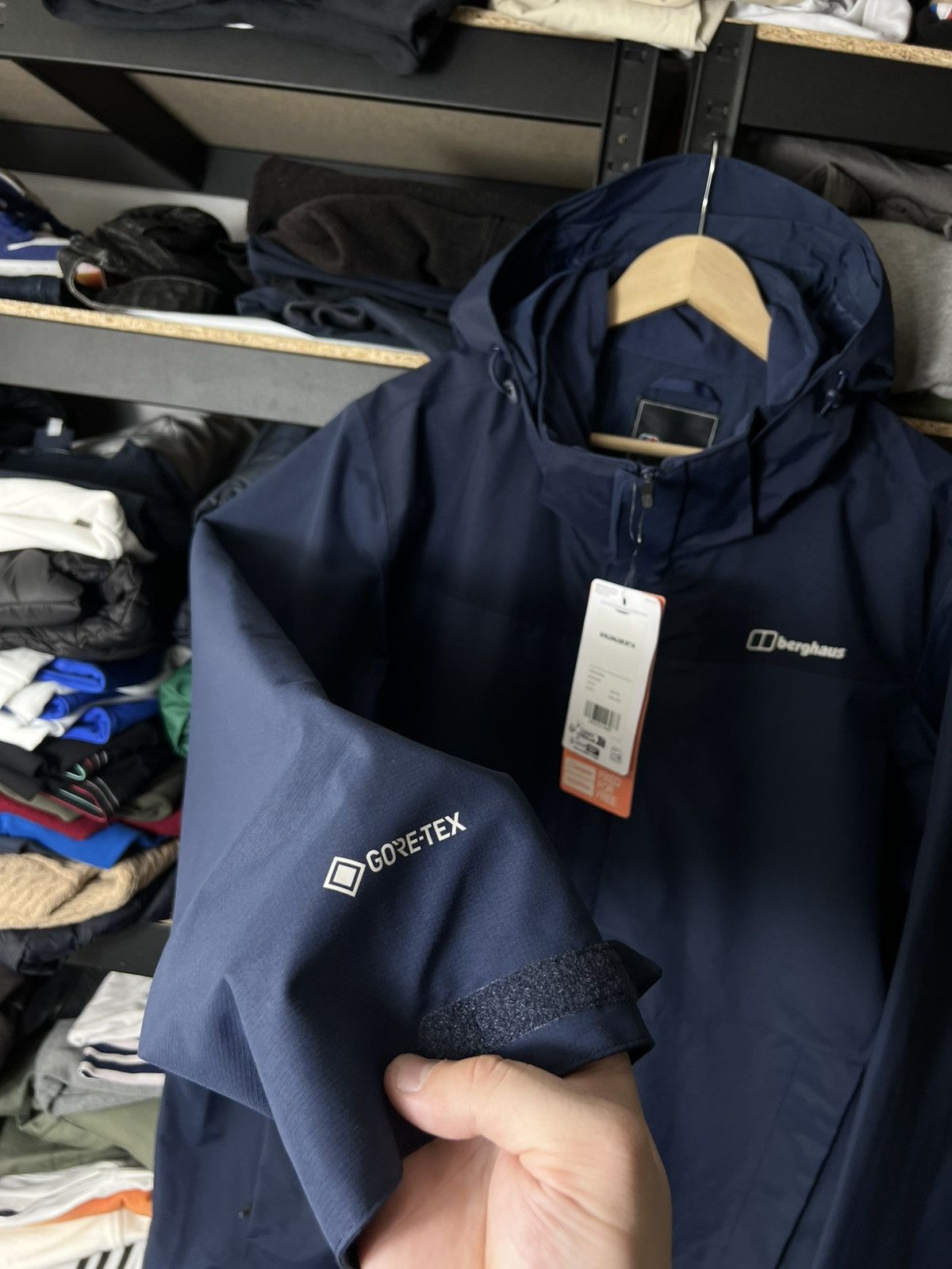 Berghaus Berghaus Gore-Tex Waterproof Jacket Size XXL Hooded Outdoor Size US XXL / EU 58 / 5 - 2 Thumbnail