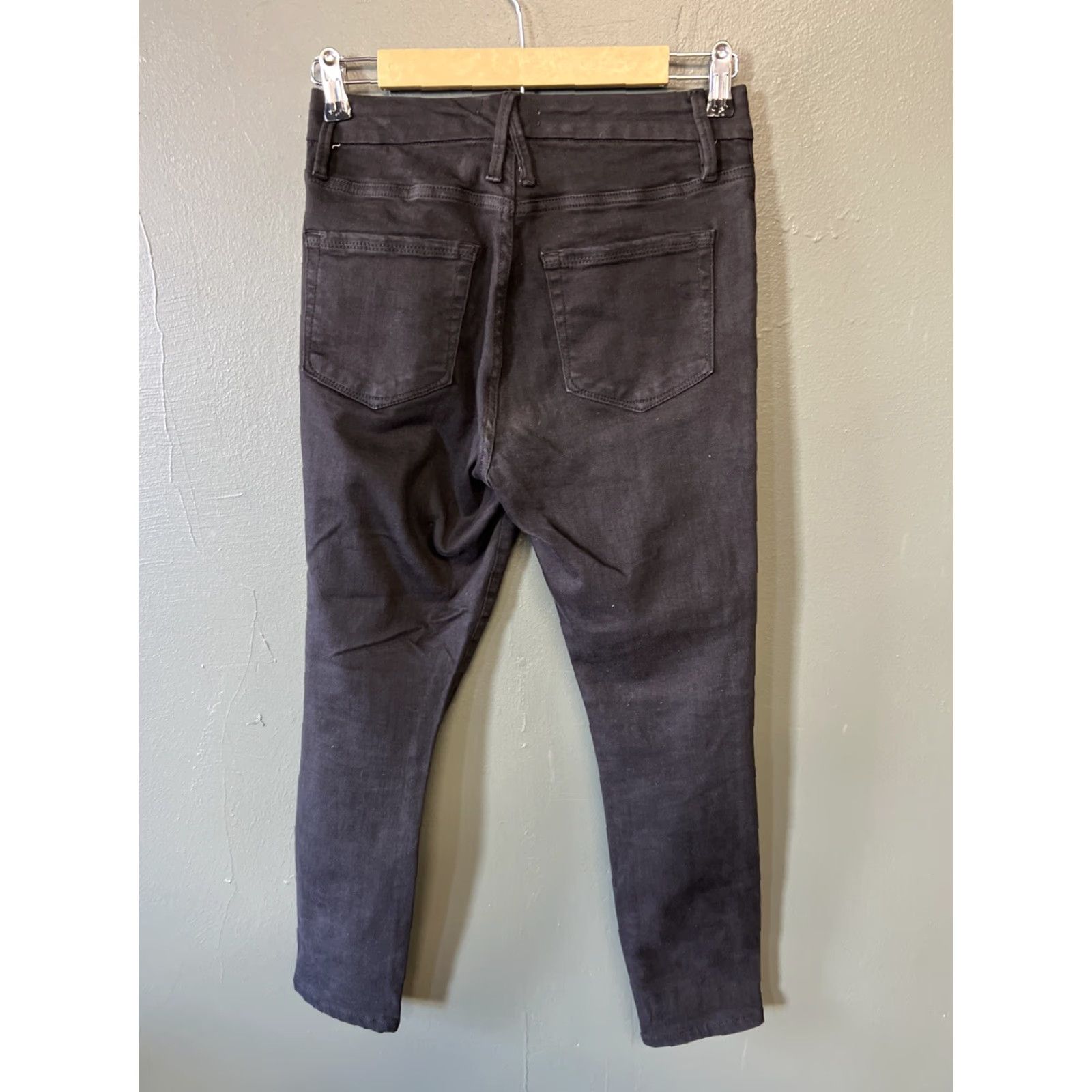 Good American **Good American Black Skinny Jeans GAGL001 Size 6** User: Good American Black Skinny Jeans GAGL001 Size 6 Size 28" / US 6 / IT 42 - 3 Thumbnail