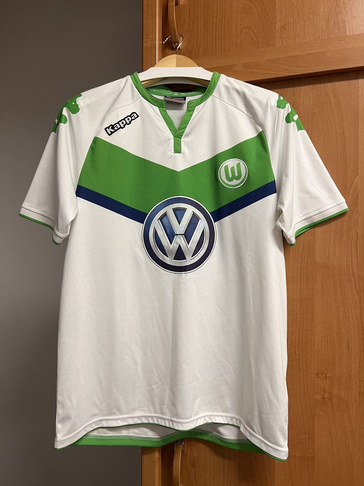Kappa Kappa Wolfsburg Volkswagen number 34 Rodriguez jersey Size US L / EU 52-54 / 3 - 1 Thumbnail