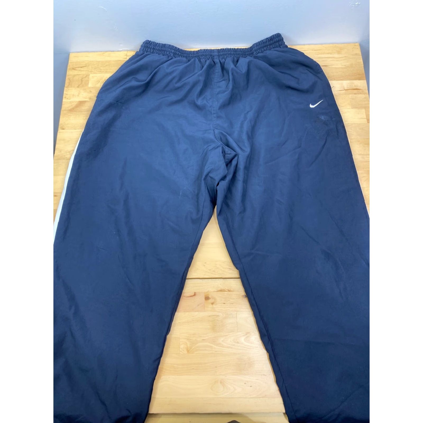 Nike Nike Windbreaker Track Pants Unisex Adults 2XL Blue Breatha ble Comfort Sports Gym & School Hiking Pants Mens/Womens Size US 39 - 2 Thumbnail