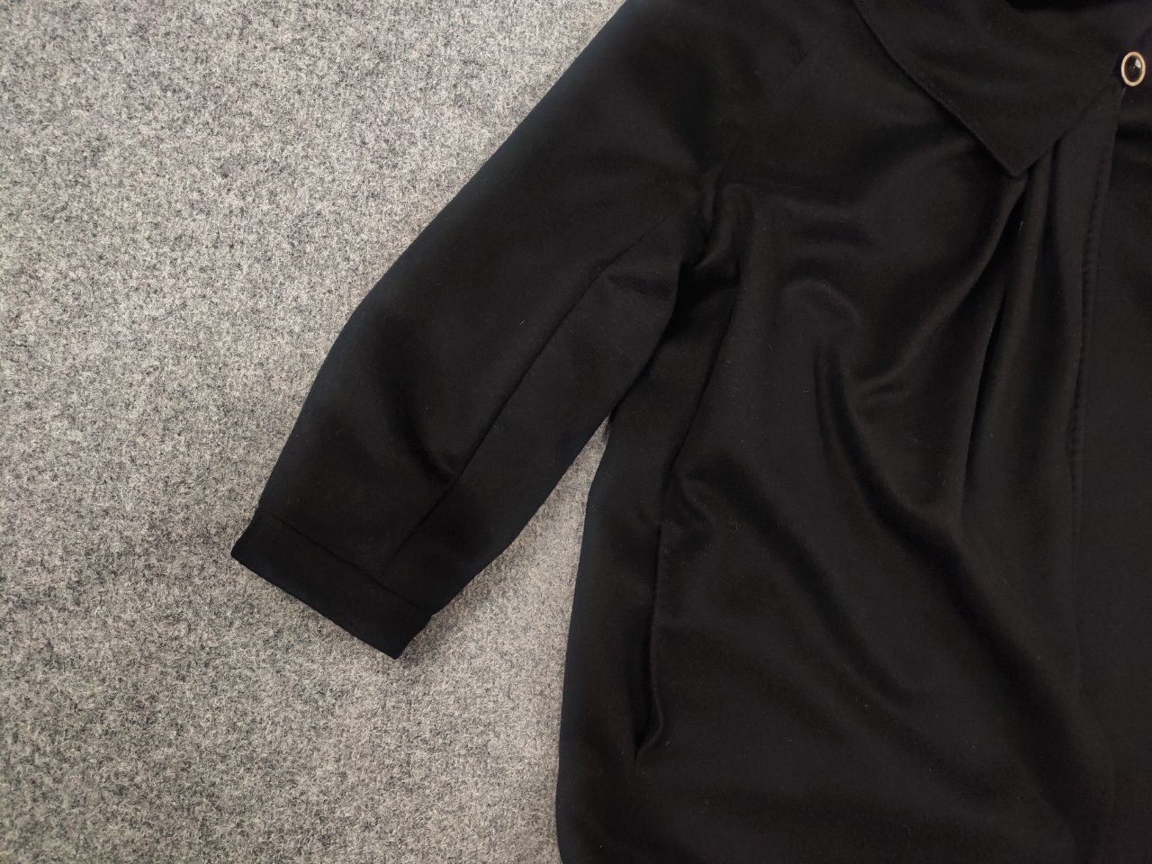 Max Mara Max Mara Studio Cashmere Half Wrap button coat Jacket loose Size M / US 6-8 / IT 42-44 - 4 Thumbnail