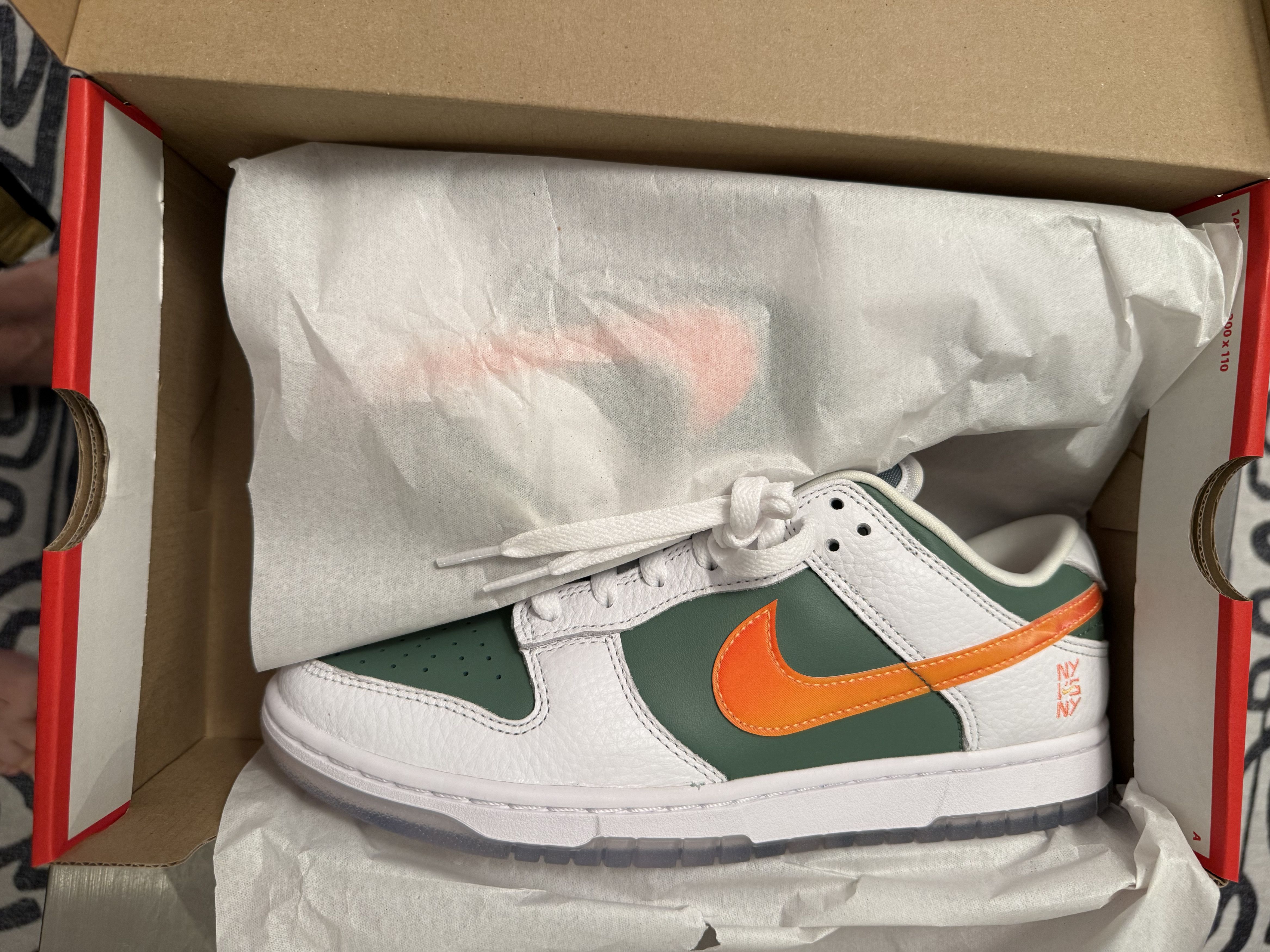 Nike Nike Dunk Low SE NY vs. NY Size US 8.5 / EU 41-42 - 6 Thumbnail