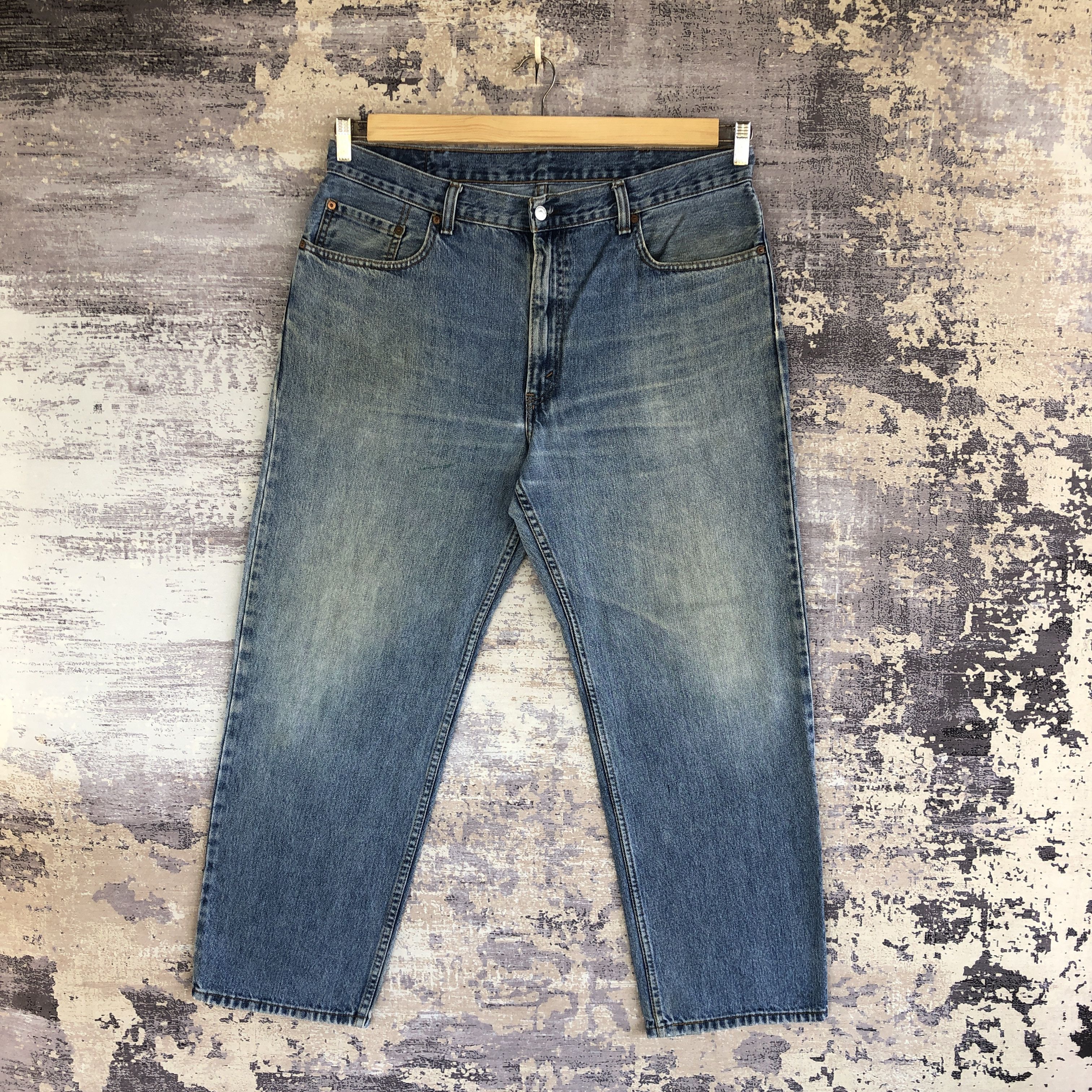 Levi's Vintage Y2K Levis 550 Baggy Jeans Levis Faded Loose Denim Size US 38 / EU 54 - 1 Thumbnail