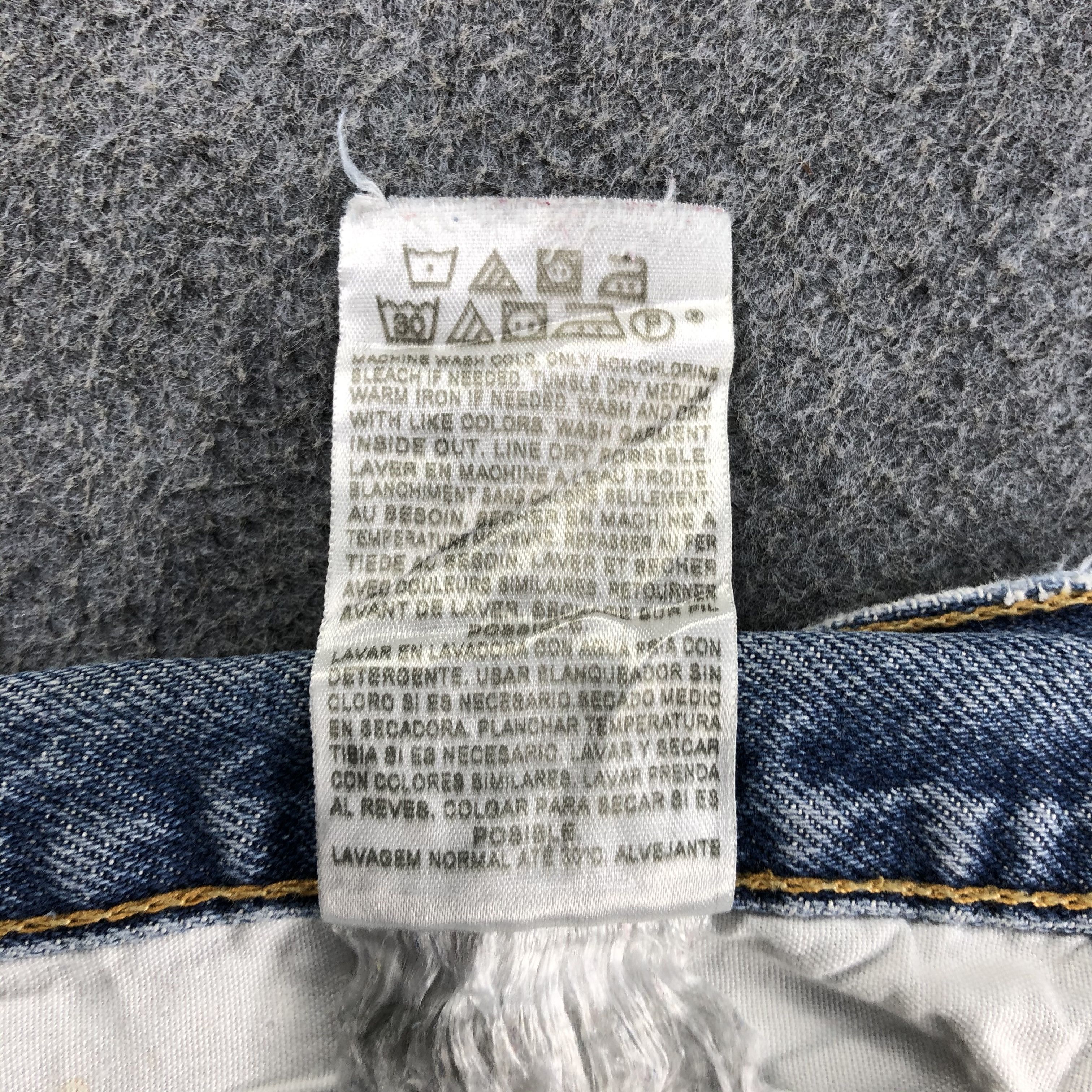 Levi's Vintage Blue Wash Levis 505 Jeans-J2619 Size US 43 - 19 Thumbnail