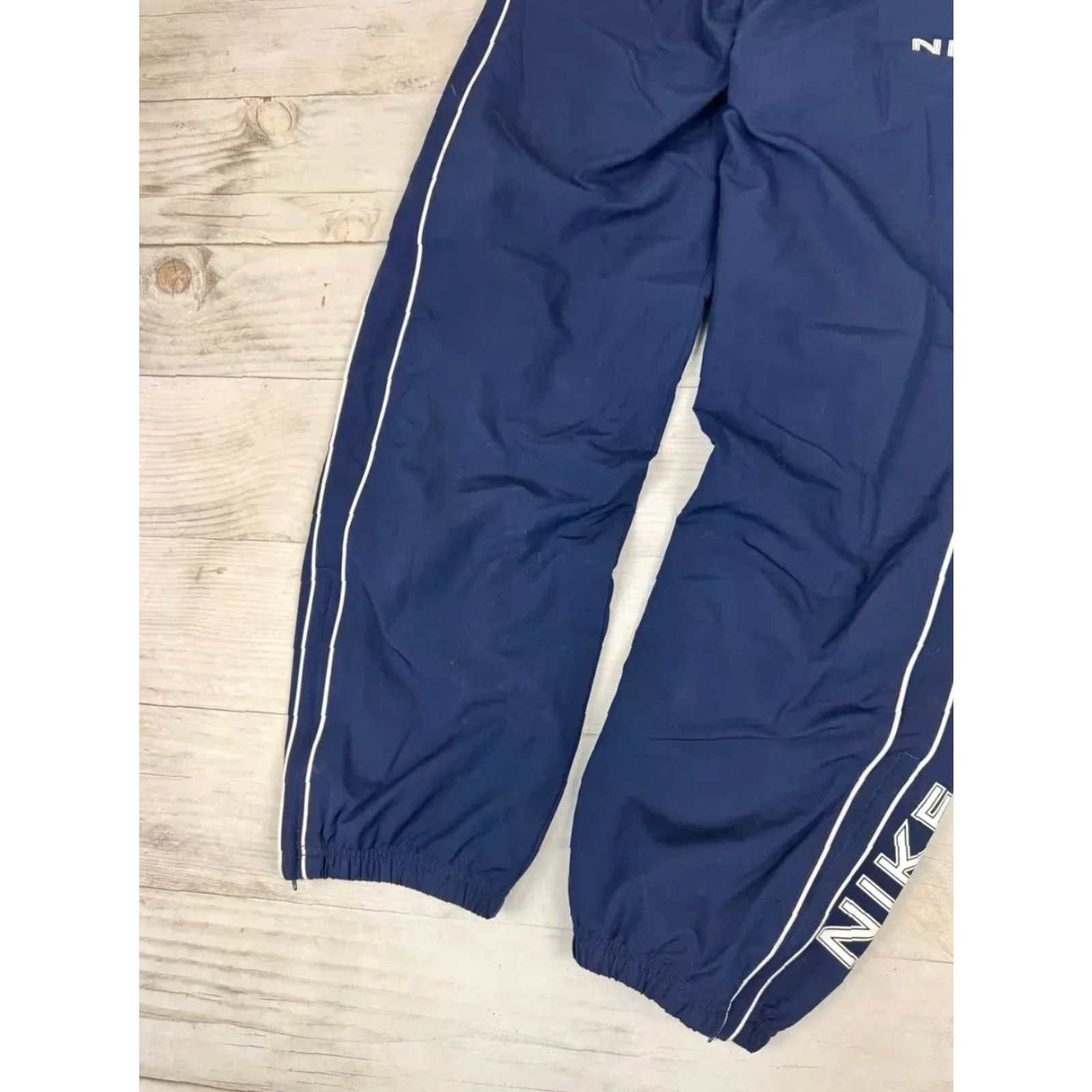 Nike VINTAGE Nike Track Pants Pants Men M Blue Nylon Striped Logo 00s Y2K Activewear Gym & Training Running & Jogging 80s 90s 00s Mens Size US 31 - 5 Thumbnail