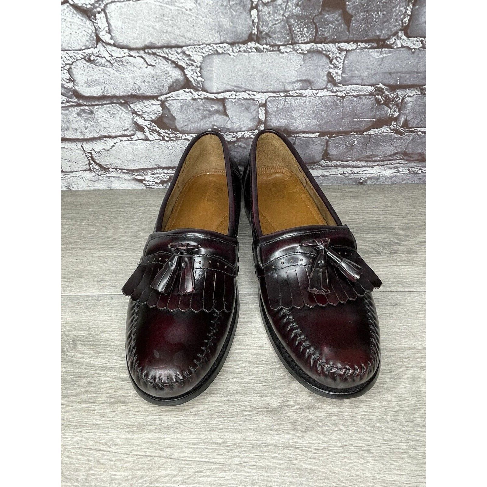 G.H. Bass & Co. G.H. Bass Weejuns Burgundy Leather Handcrafted Kiltie Loafer Size US 13 / EU 46 - 24 Thumbnail