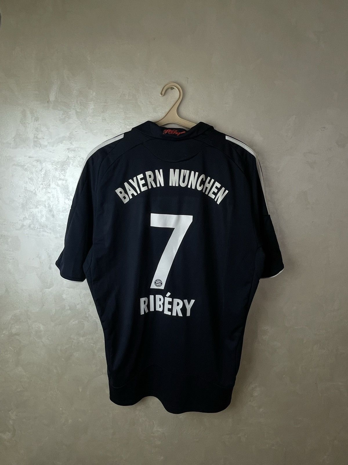 Adidas RIBERY BAYERN MUNICH 2008 2009 AWAY SOCCER JERSEY ADIDAS Size US XL / EU 56 / 4 - 1 Thumbnail