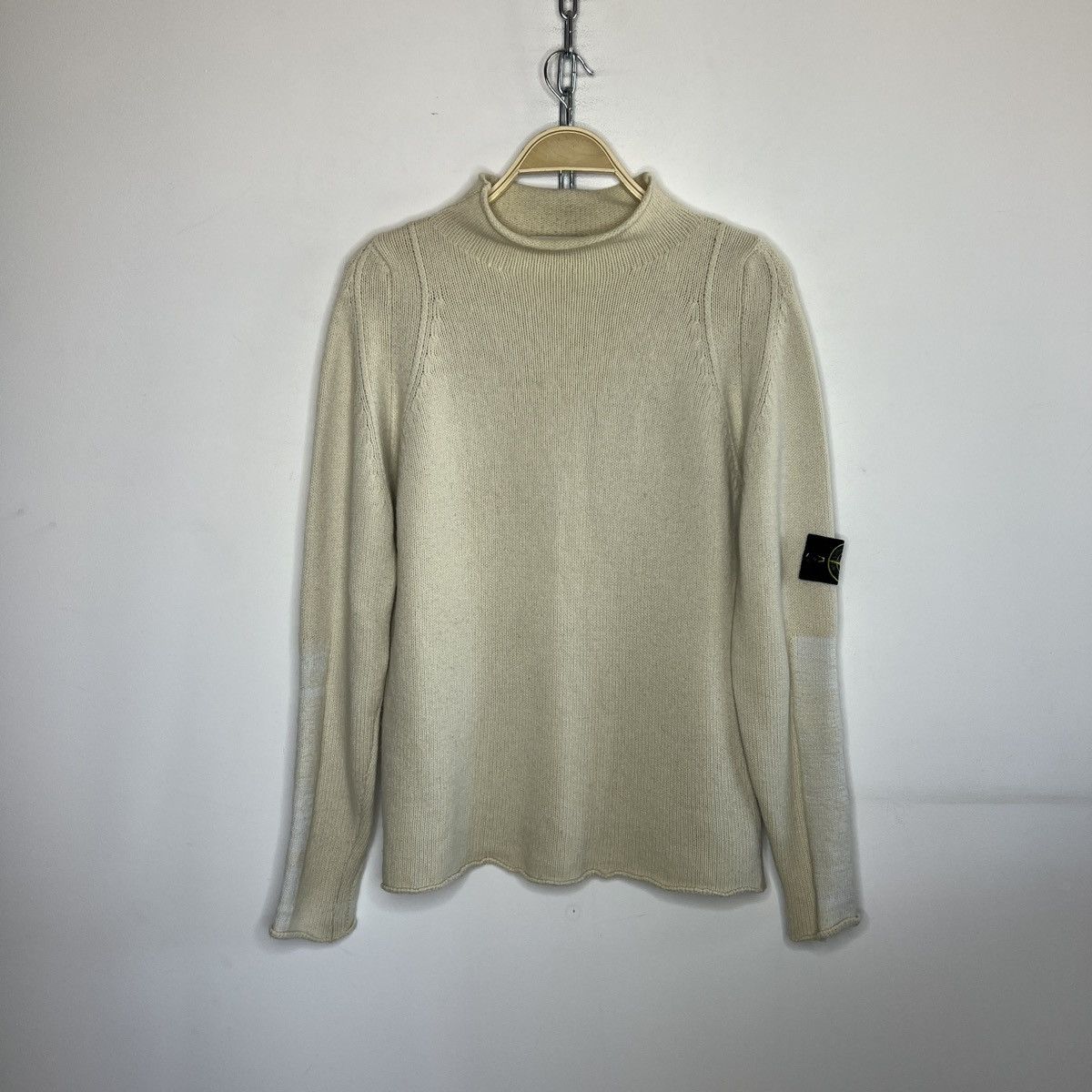 Stone Island Vintage Stone Island Jumper Sweater Knit Wool Beige Badge Size US M / EU 48-50 / 2 - 1 Thumbnail