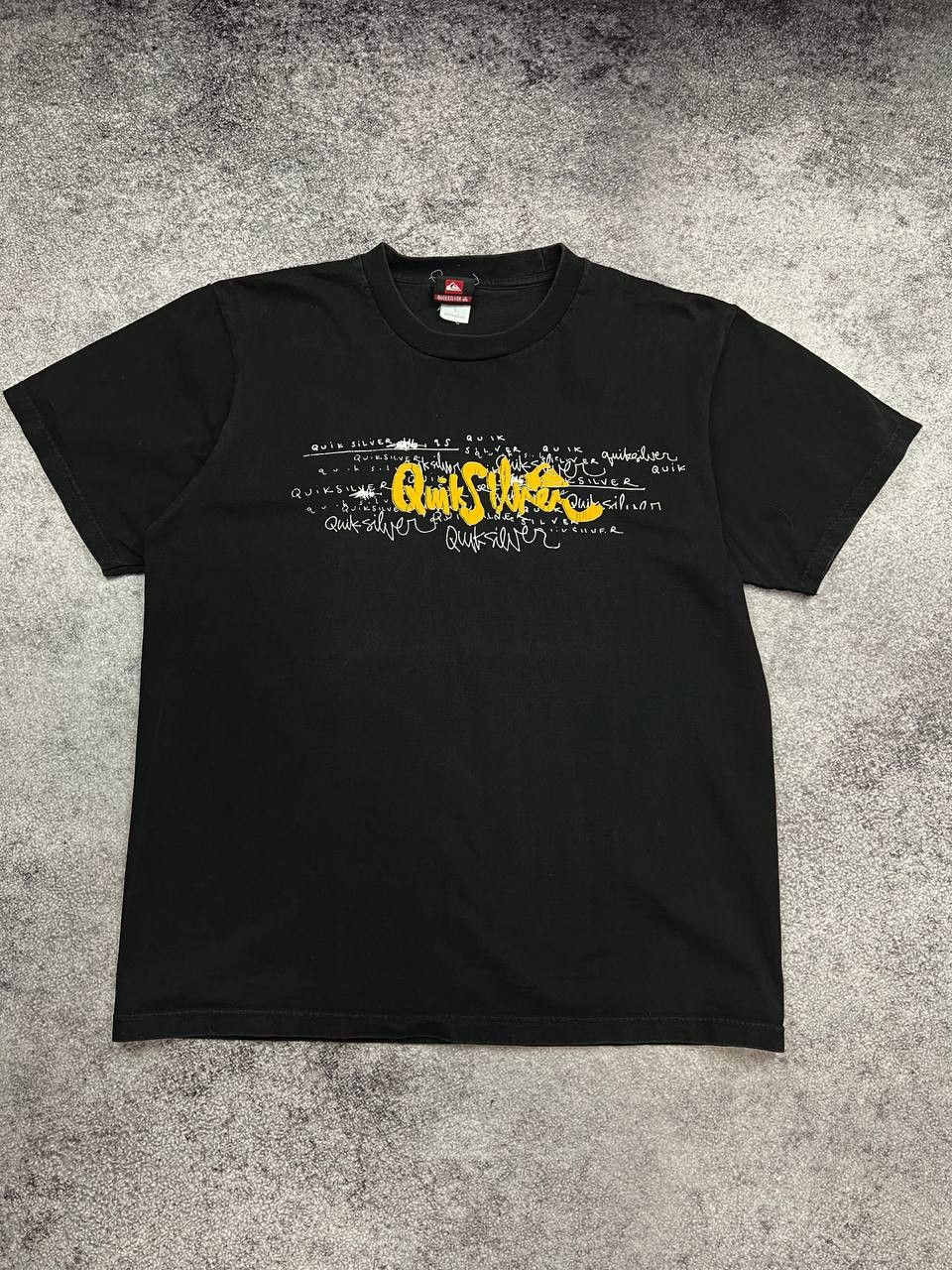 Quiksilver Vintage Quiksilver Surf Style T-shirt Big Logo Size US L / EU 52-54 / 3 - 1 Thumbnail