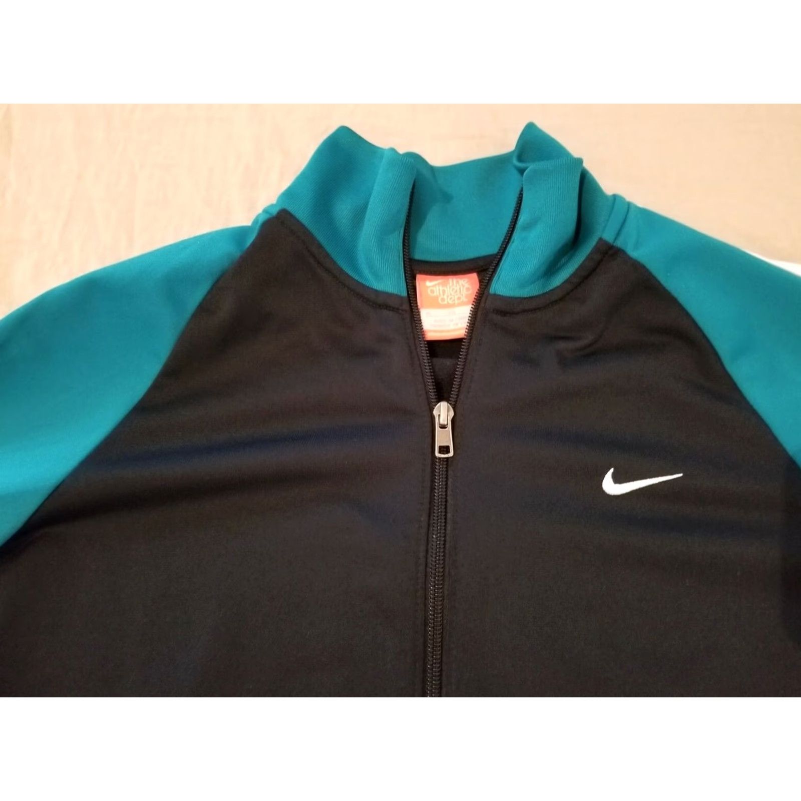 Nike Womens Nike Jacket XL Blue Athletic Gym Workout Regular Size Jacket Womens Mens Girls adjustment Size XL / US 12-14 / IT 48-50 - 2 Thumbnail