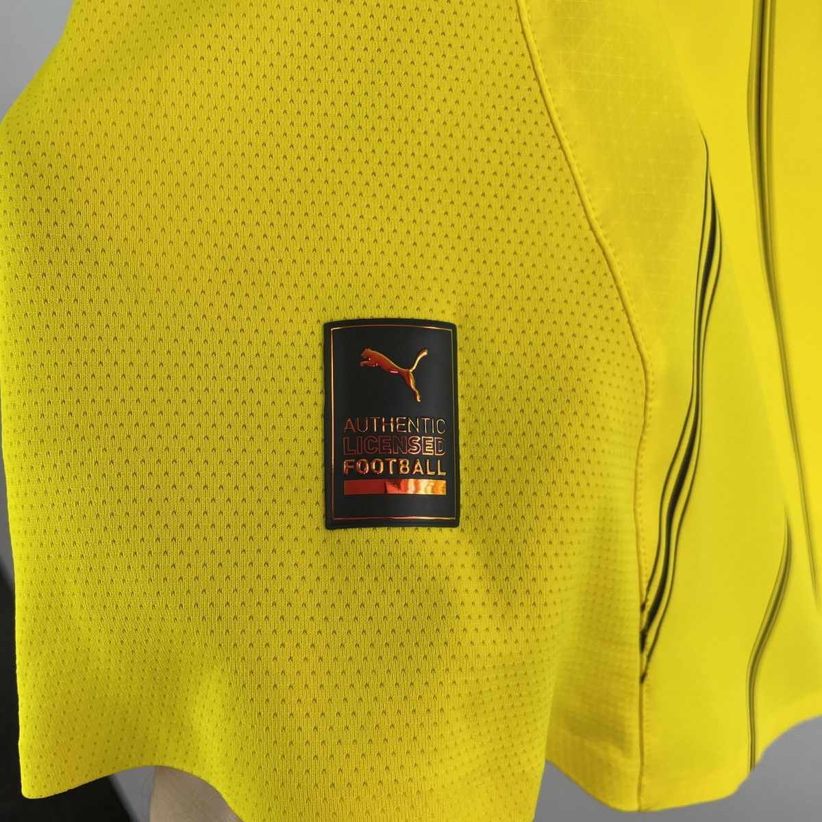 Puma Borussia Dortmund Gittens Authentic Home Jersey 2024/2025 Size US XL / EU 56 / 4 - 7 Thumbnail