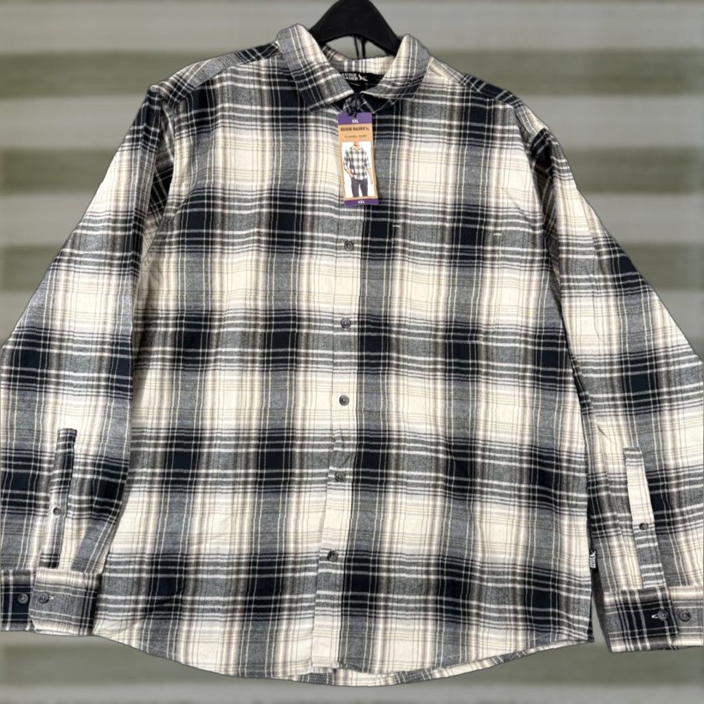 Eddie Bauer Eddie Bauer Shirt Mens 2XL Flannel Cream Black Plaid Button-Up Long Sleeve NWT Size US XXL / EU 58 / 5 - 1 Thumbnail
