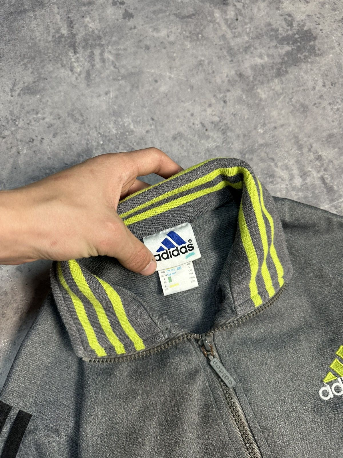 Adidas Adidas Vintage Zip-hoodie Japanese Rare Size US M / EU 48-50 / 2 - 9 Thumbnail