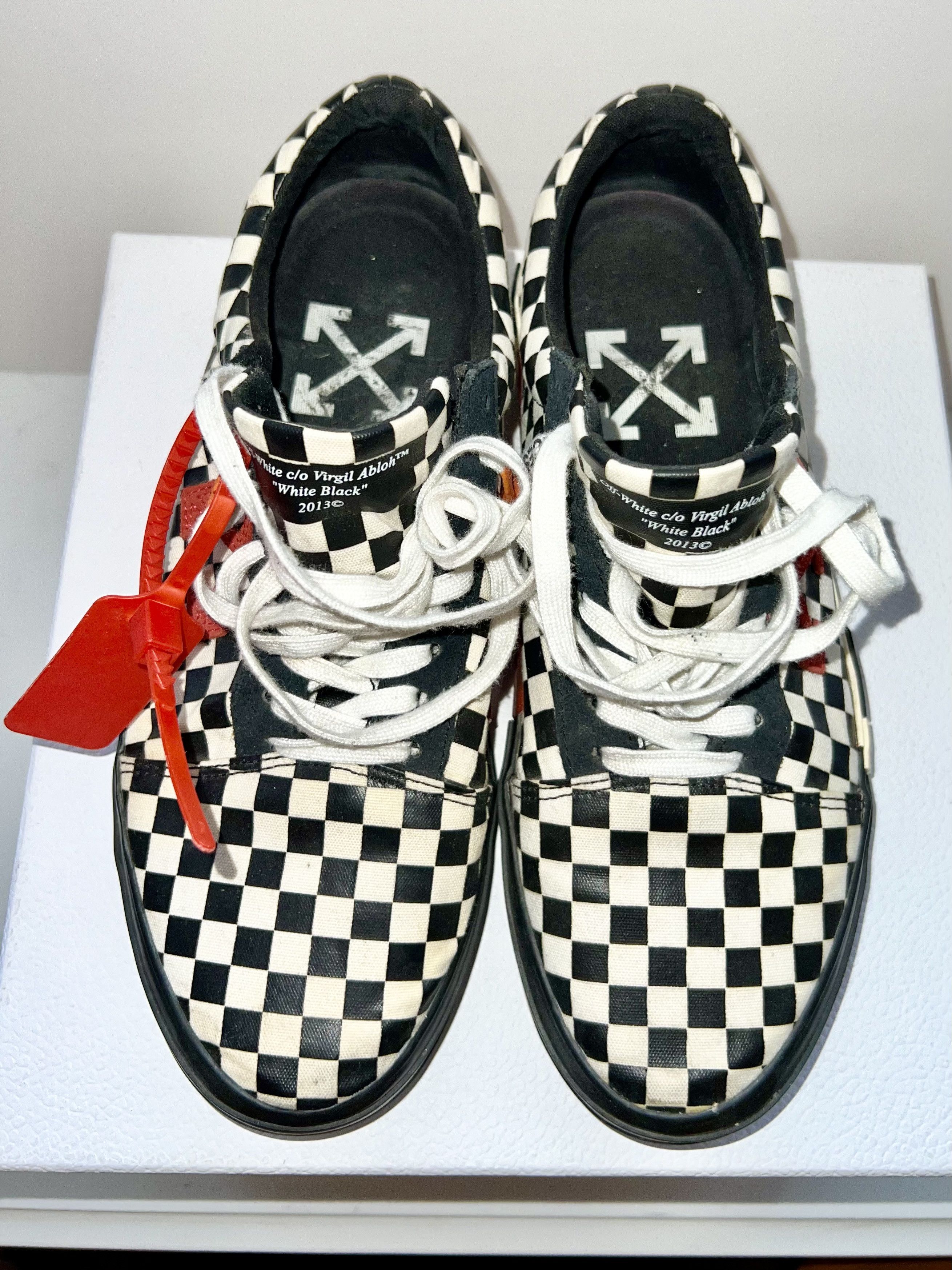 Off-White Off-White RARE Checkerboard Vulc Low Top Sneakers Size 44/11 Size US 11 / EU 44 - 5 Thumbnail