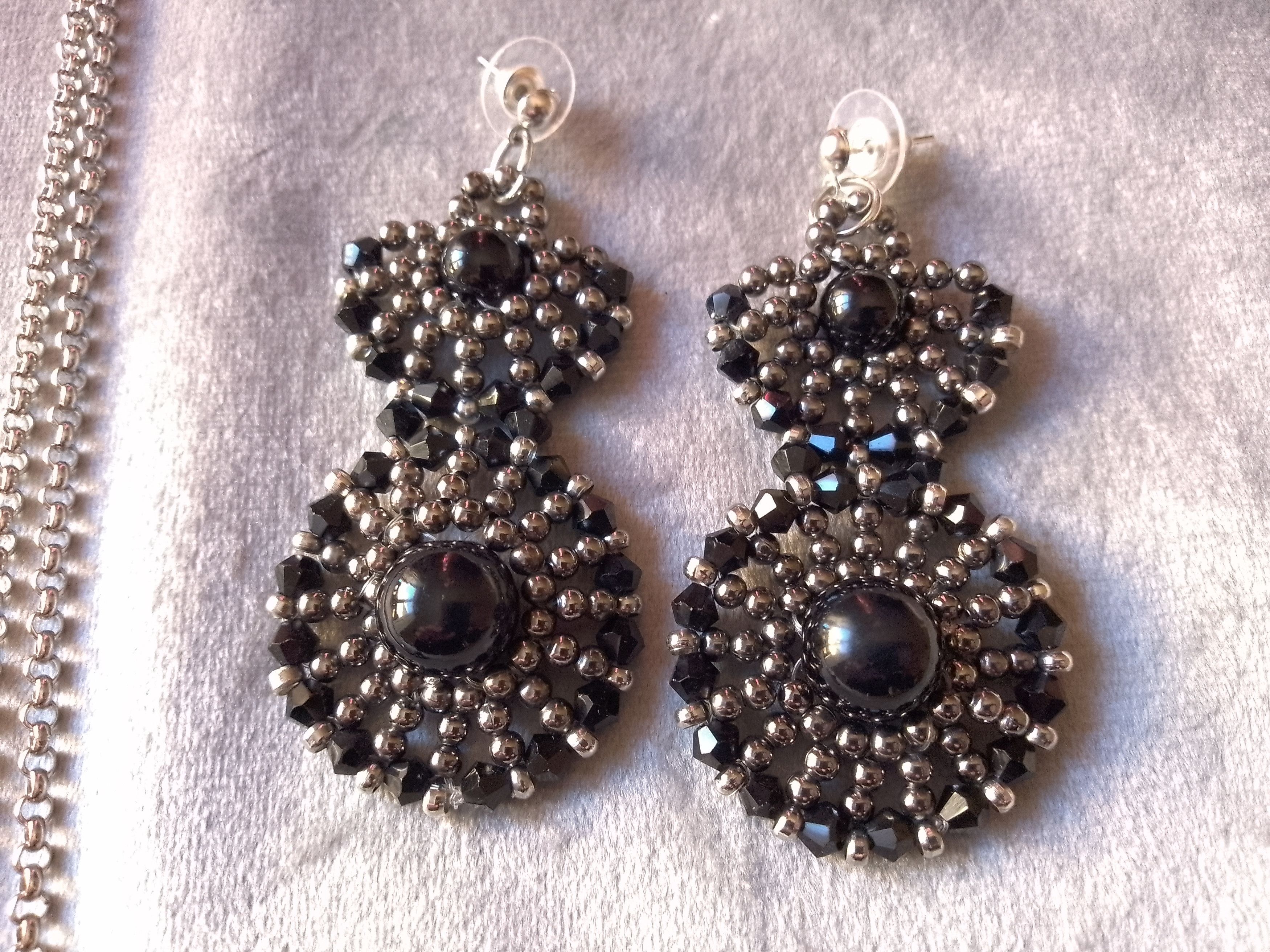 Handmade Necklace Pendant Black Pearls Earrings Beaded Size ONE SIZE - 2 Thumbnail
