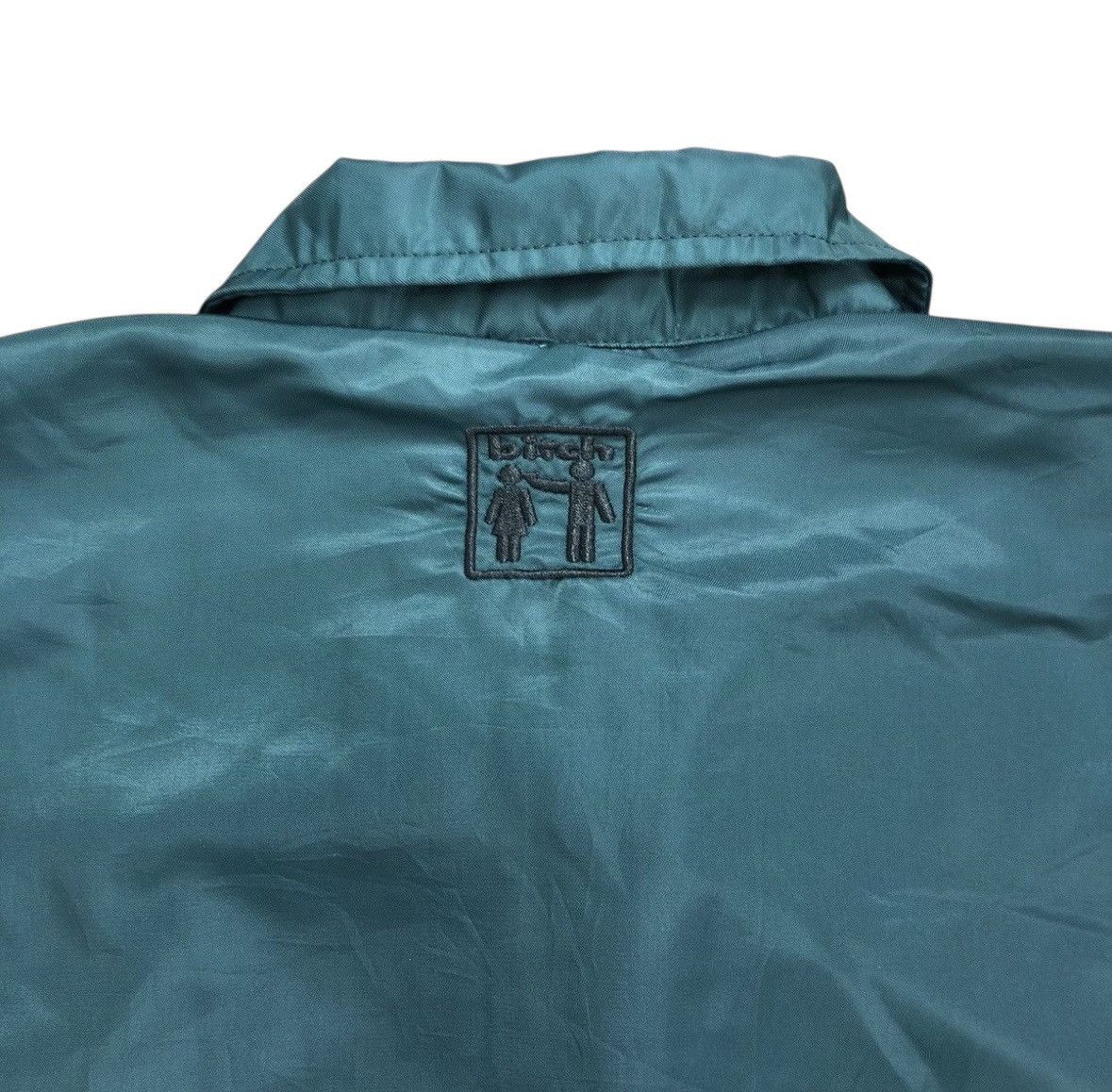 Hook-Ups Vintage 90s Bitch Skateboard vest jacket rare colour Size US M / EU 48-50 / 2 - 4 Thumbnail