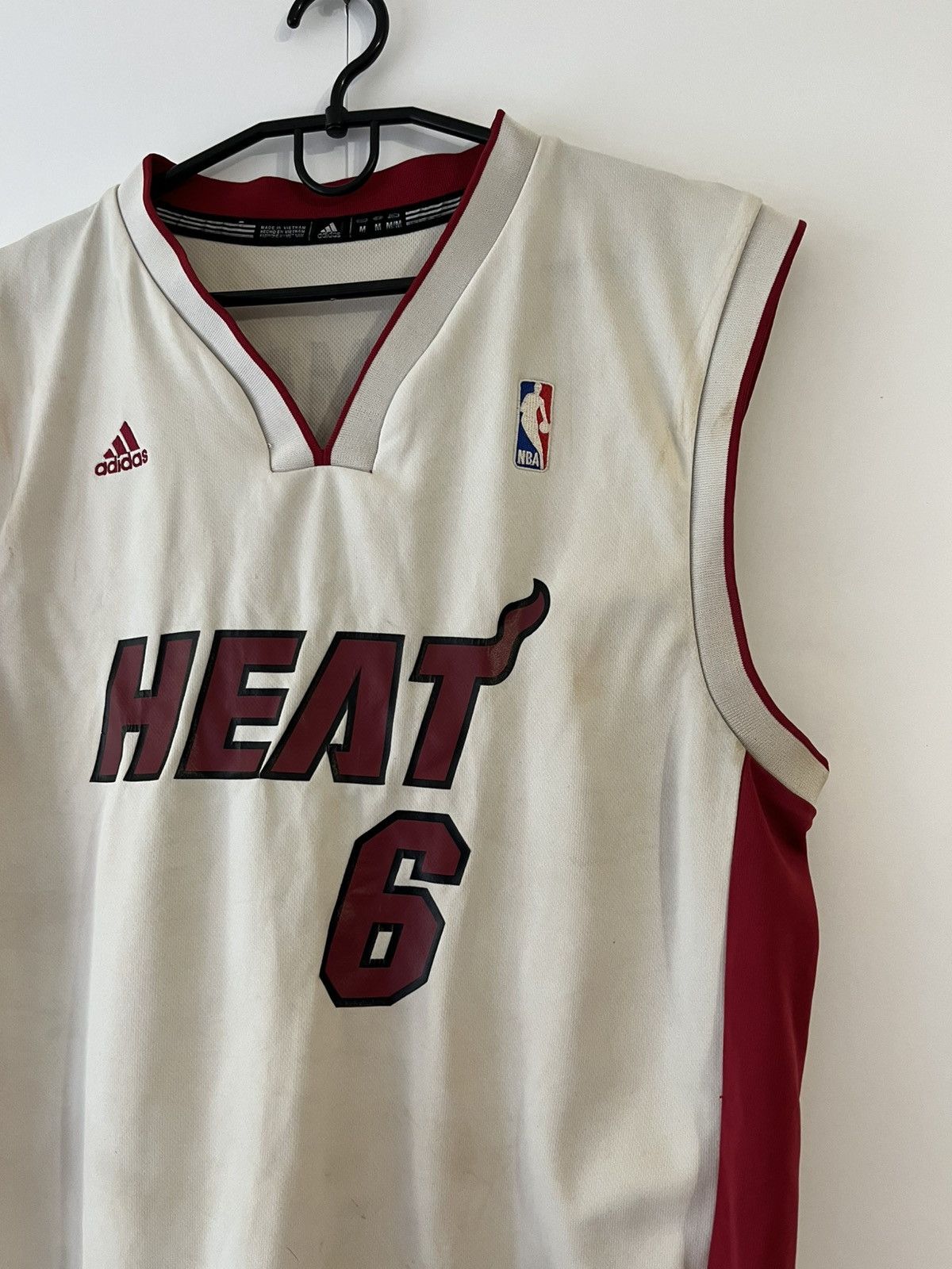 Adidas Adidas Miami Heat LeBron James #6 NBA Basketball Jersey Size US M / EU 48-50 / 2 - 3 Thumbnail