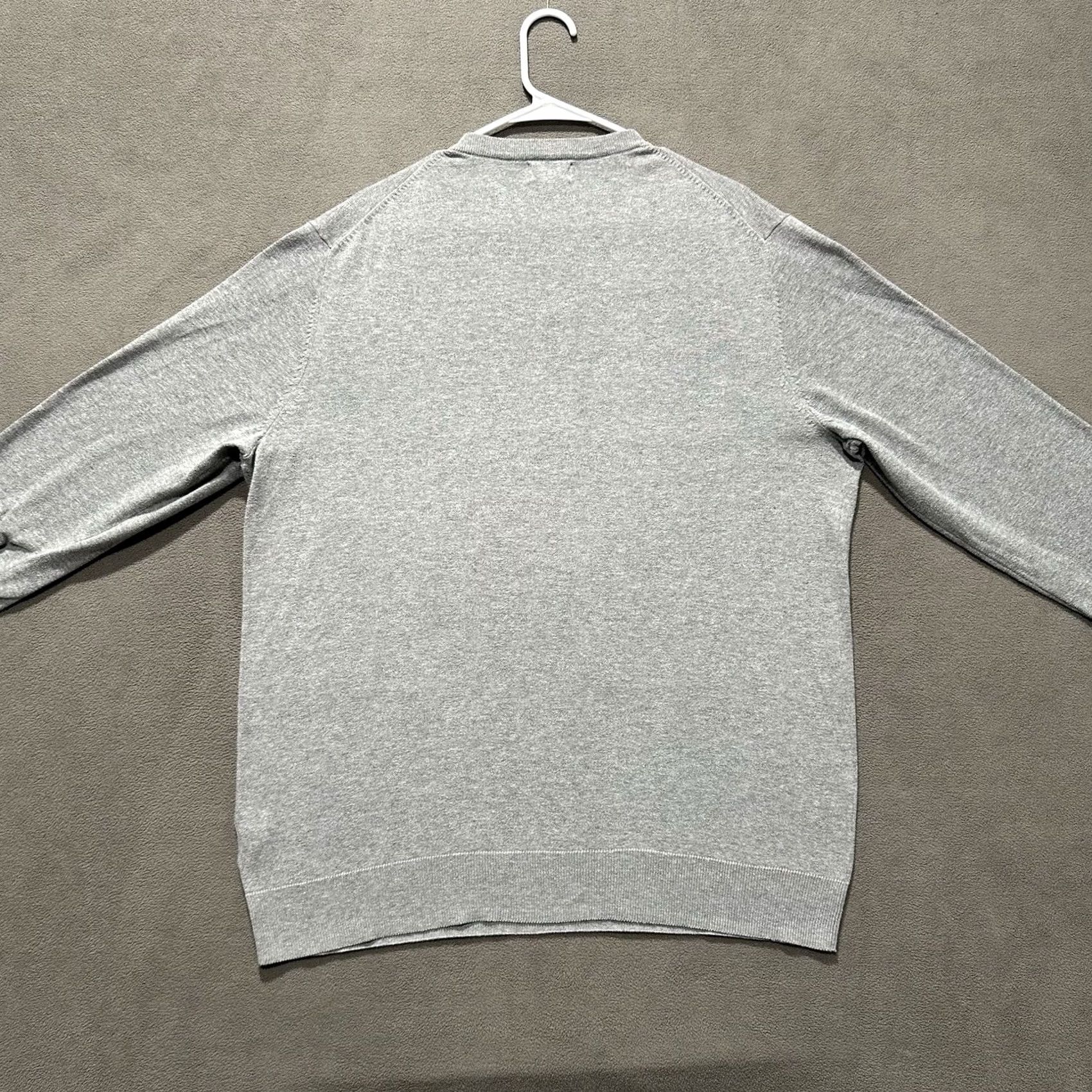 Old Navy Old Navy Sweater Mens 2XL Gray V-Neck Long Sleeve Cotton Blend Midweight EUC Size US XXL / EU 58 / 5 - 2 Thumbnail