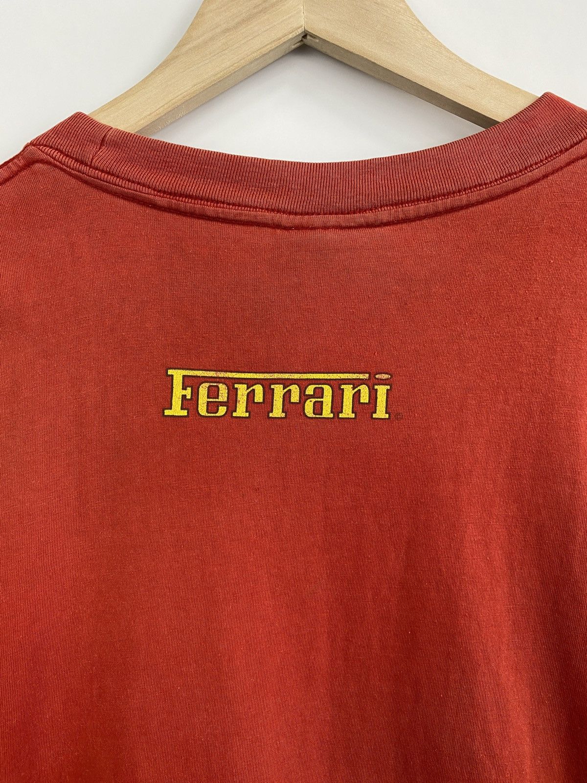 Ferrari 🇮🇹 Vintage 1996 Ferrari Racing F1 Graphic Big logo T-Shirt Size US XL / EU 56 / 4 - 9 Thumbnail