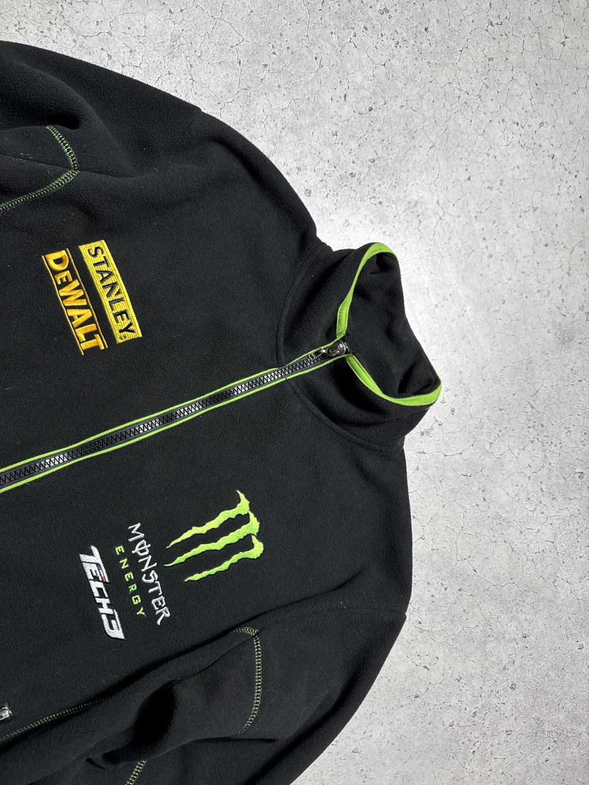 Vintage Monster Energy Full Zip Fleece Jacket Tech 3 Black Size L Size US L / EU 52-54 / 3 - 4 Thumbnail