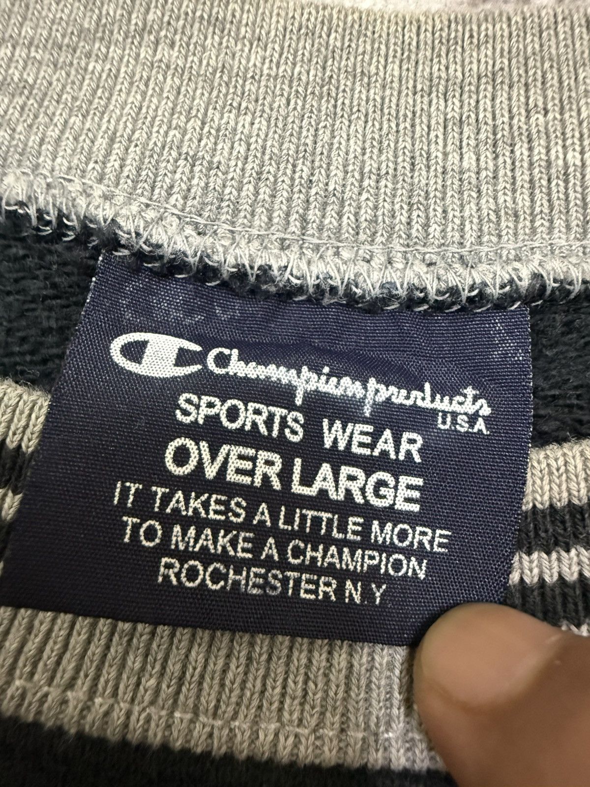 Champion Champion Sportswear Small Logo Sweatshirt Size US L / EU 52-54 / 3 - 7 Thumbnail