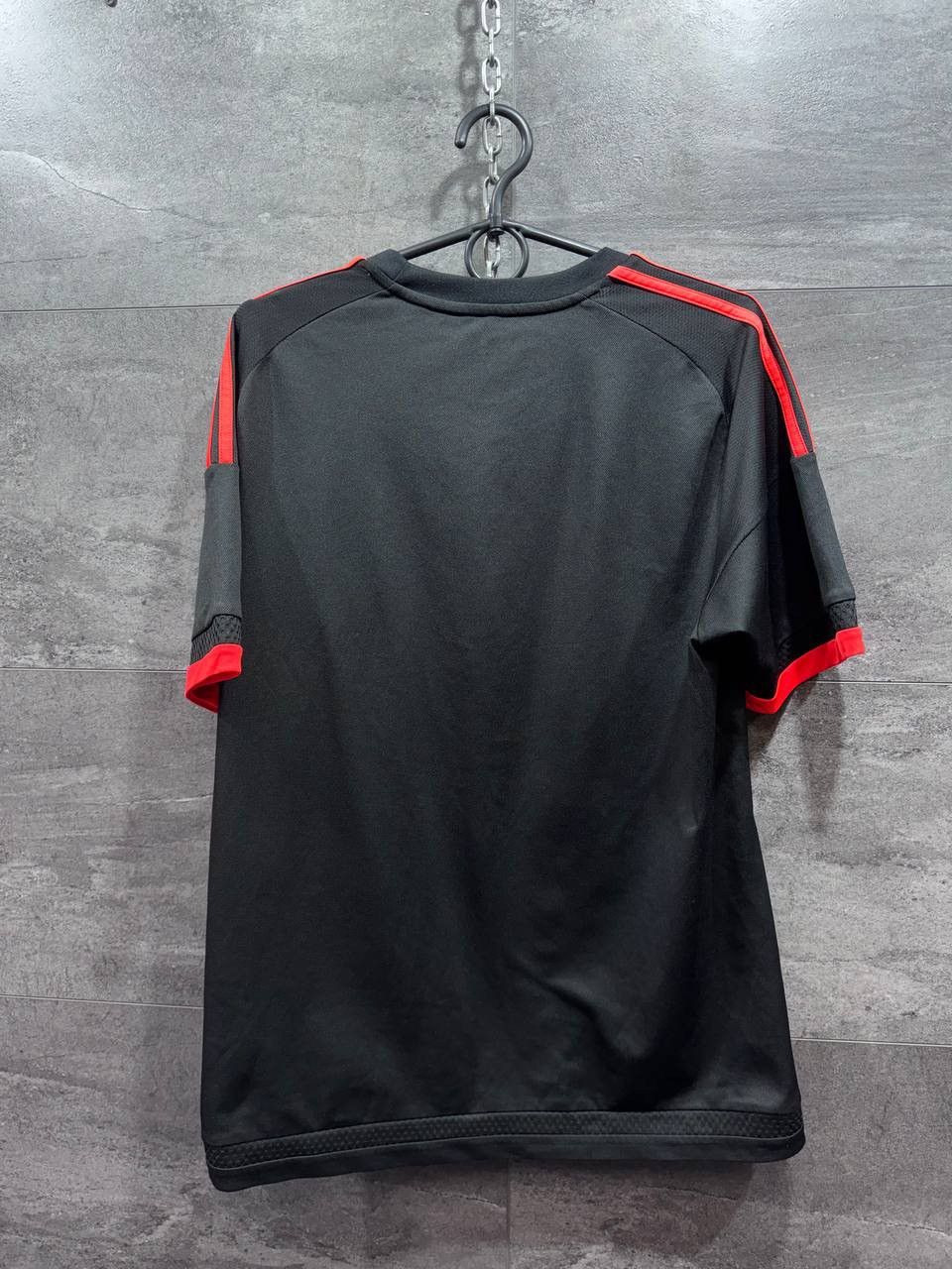 Adidas Manchester United Jersey 2015 2016 Football Shirt Adidas Size US M / EU 48-50 / 2 - 12 Thumbnail