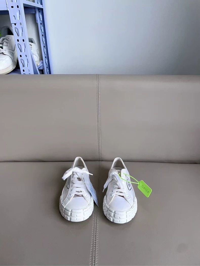 Prada Prada Sneakers Size 37 in Excellent Condition-2506 Size US 7 / IT 37 - 5 Thumbnail