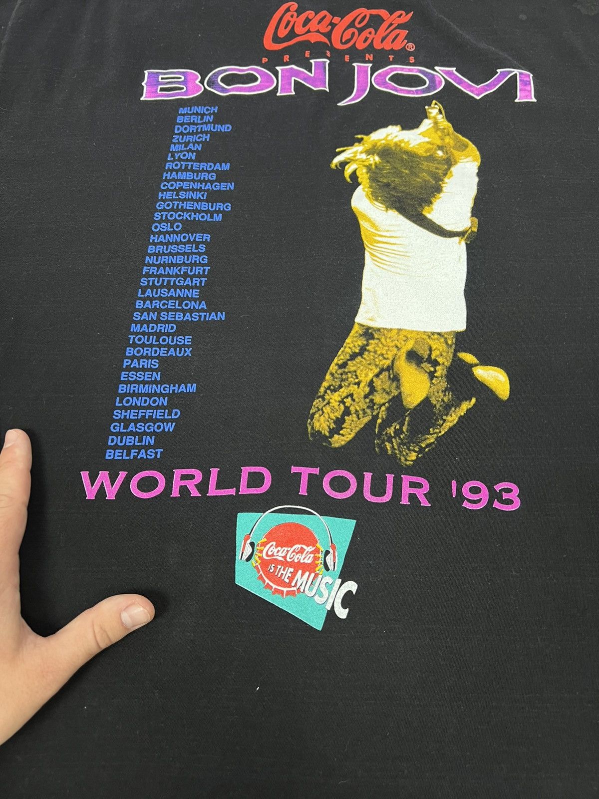 Vintage Vintage Bon Jovi 1993 Tour 90s Tee Size US XL / EU 56 / 4 - 18 Thumbnail