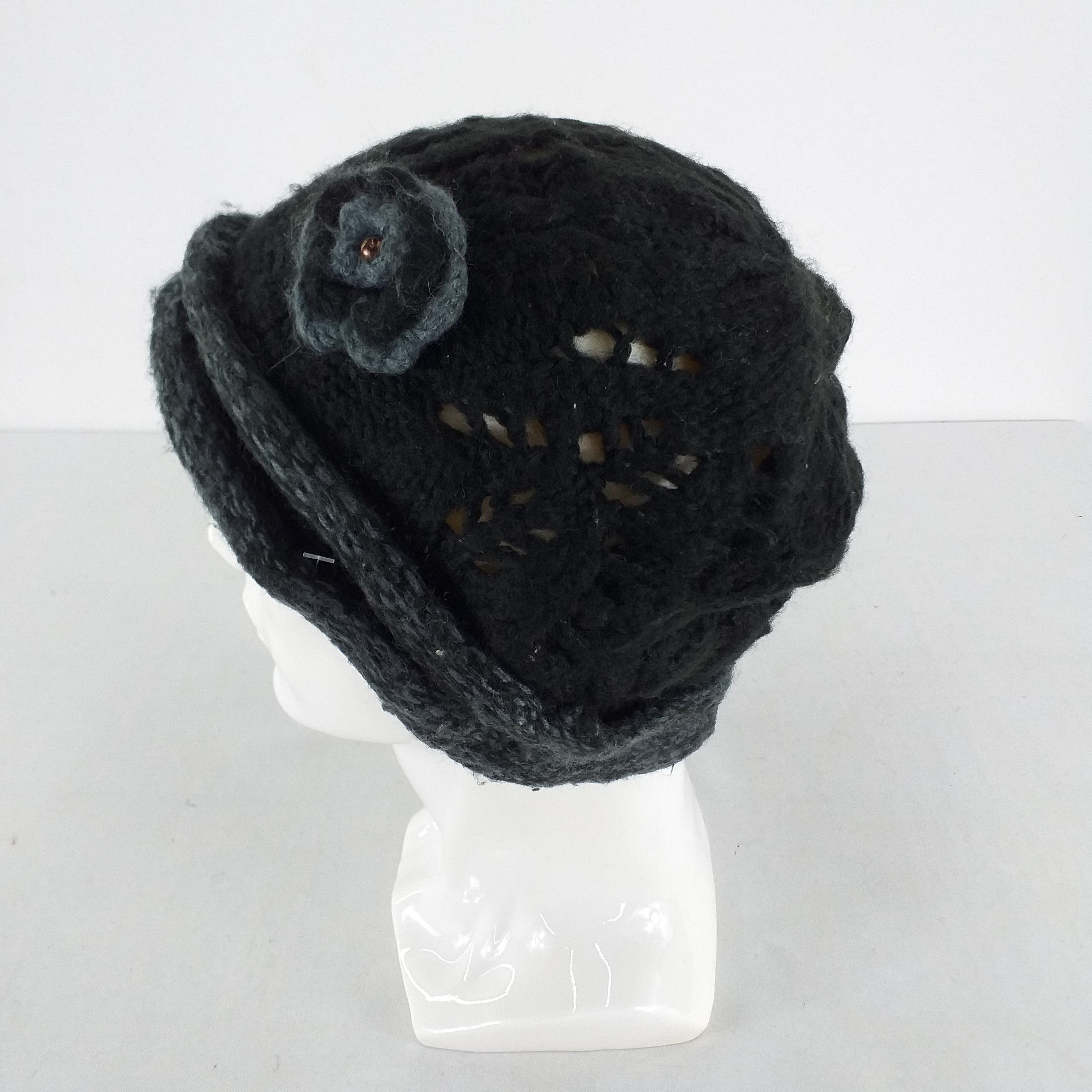 Japanese Brand Big Flower Snow Cap Hat Beanie -BN378 Size ONE SIZE - 1 Thumbnail